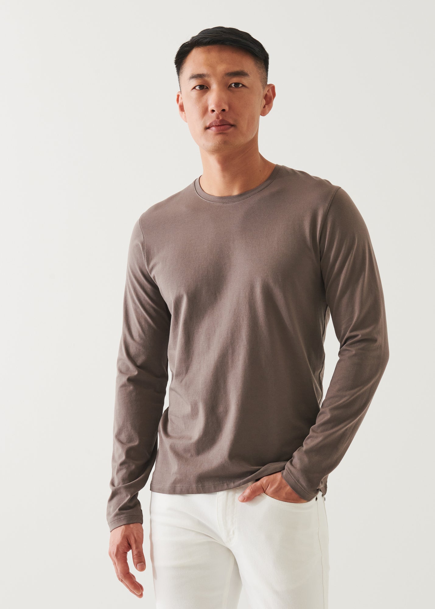 PIMA COTTON STRETCH LONG SLEEVE T-SHIRT | PATRICK ASSARAF.