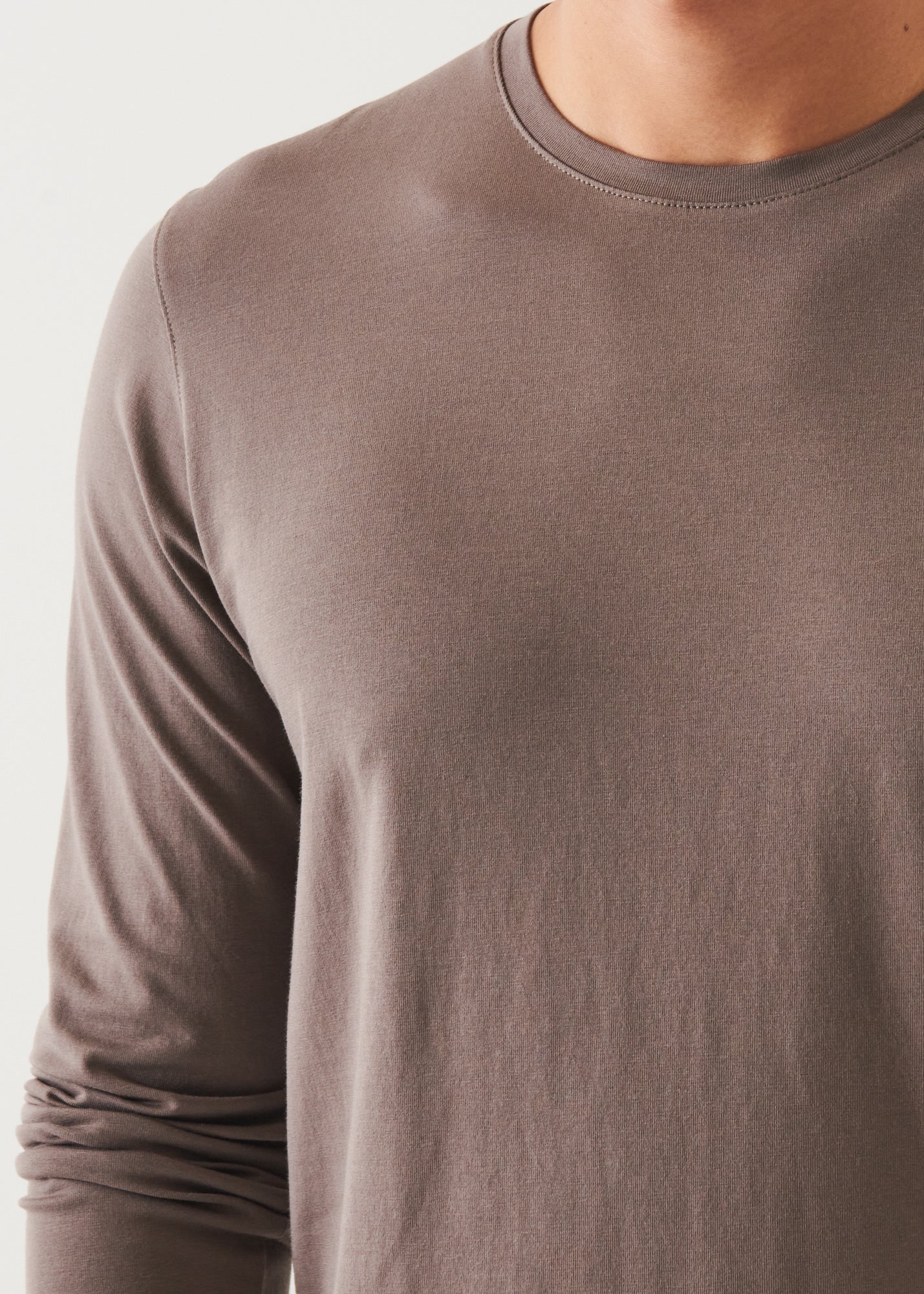 PIMA COTTON STRETCH LONG SLEEVE T-SHIRT | PATRICK ASSARAF.