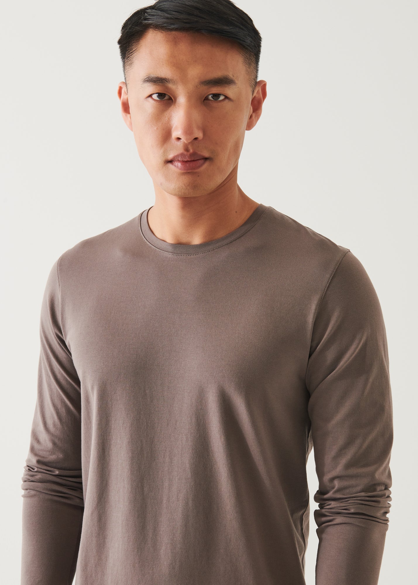 PIMA COTTON STRETCH LONG SLEEVE T-SHIRT | PATRICK ASSARAF.