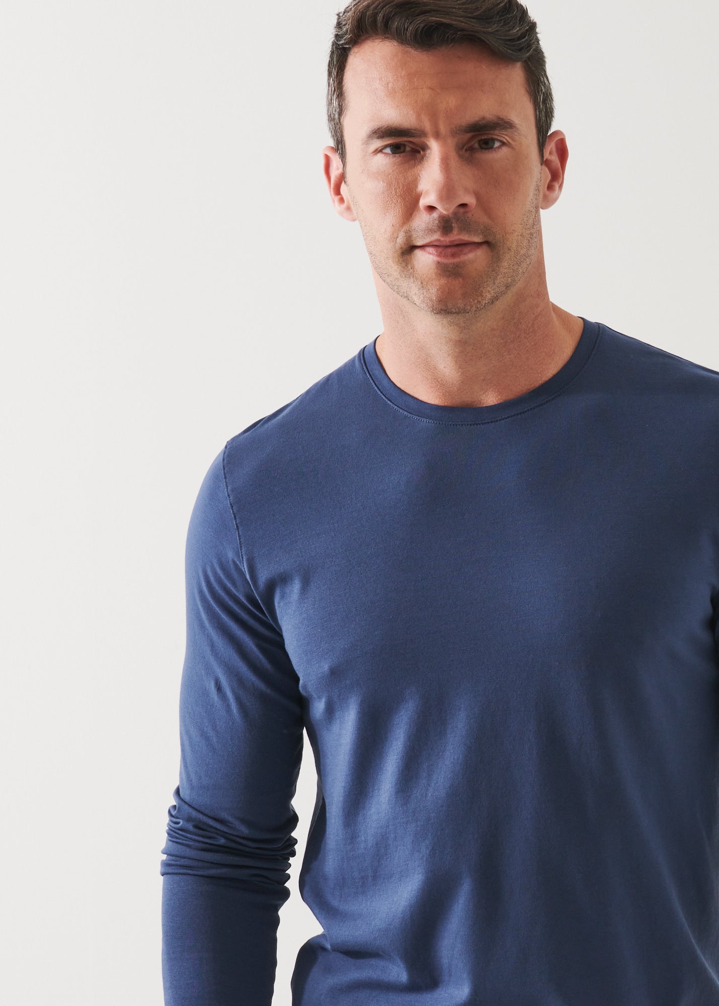 PIMA COTTON STRETCH LONG SLEEVE T-SHIRT | PATRICK ASSARAF.