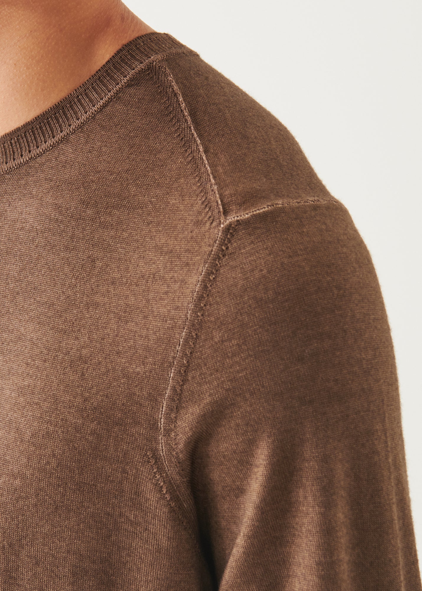 Extra-Fine Merino Vintage Wash Ribbed Hem Crewneck - PATRICK ASSARAF