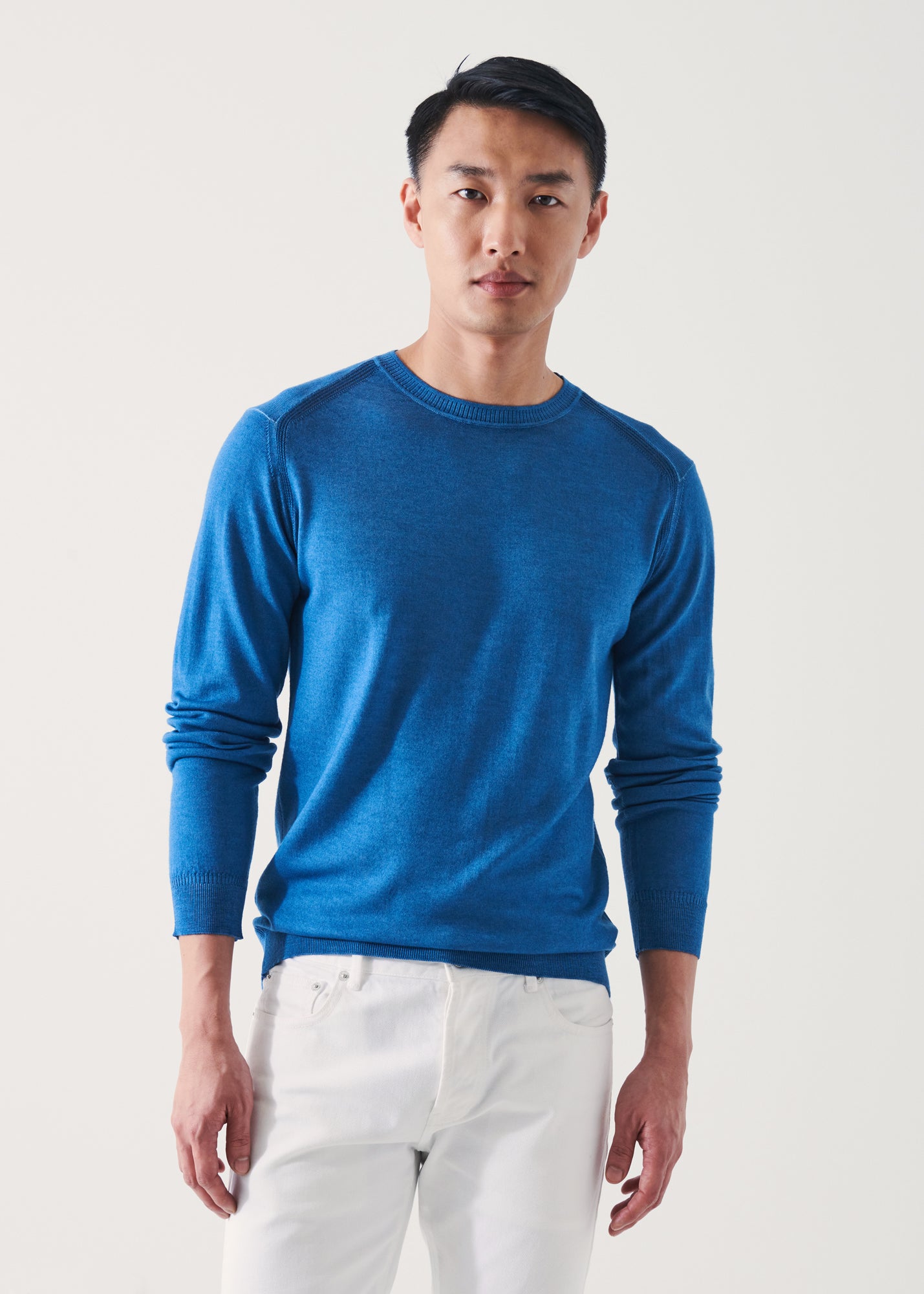 EXTRA-FINE MERINO COLD DYE CREWNECK | PATRICK ASSARAF.