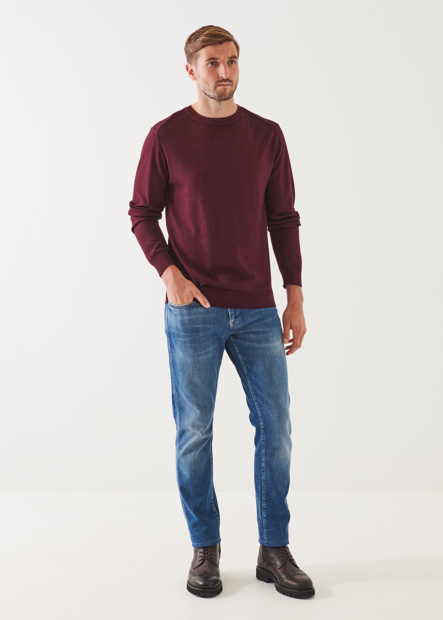 EXTRA-FINE MERINO COLD DYE CREWNECK | PATRICK ASSARAF.