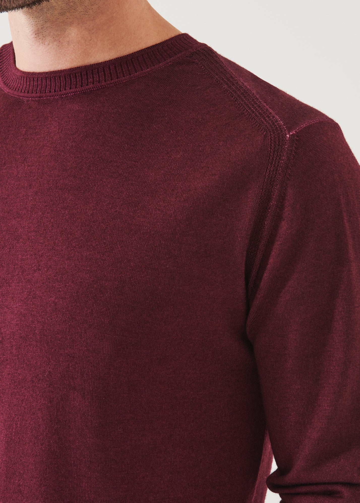 EXTRA-FINE MERINO COLD DYE CREWNECK | PATRICK ASSARAF.