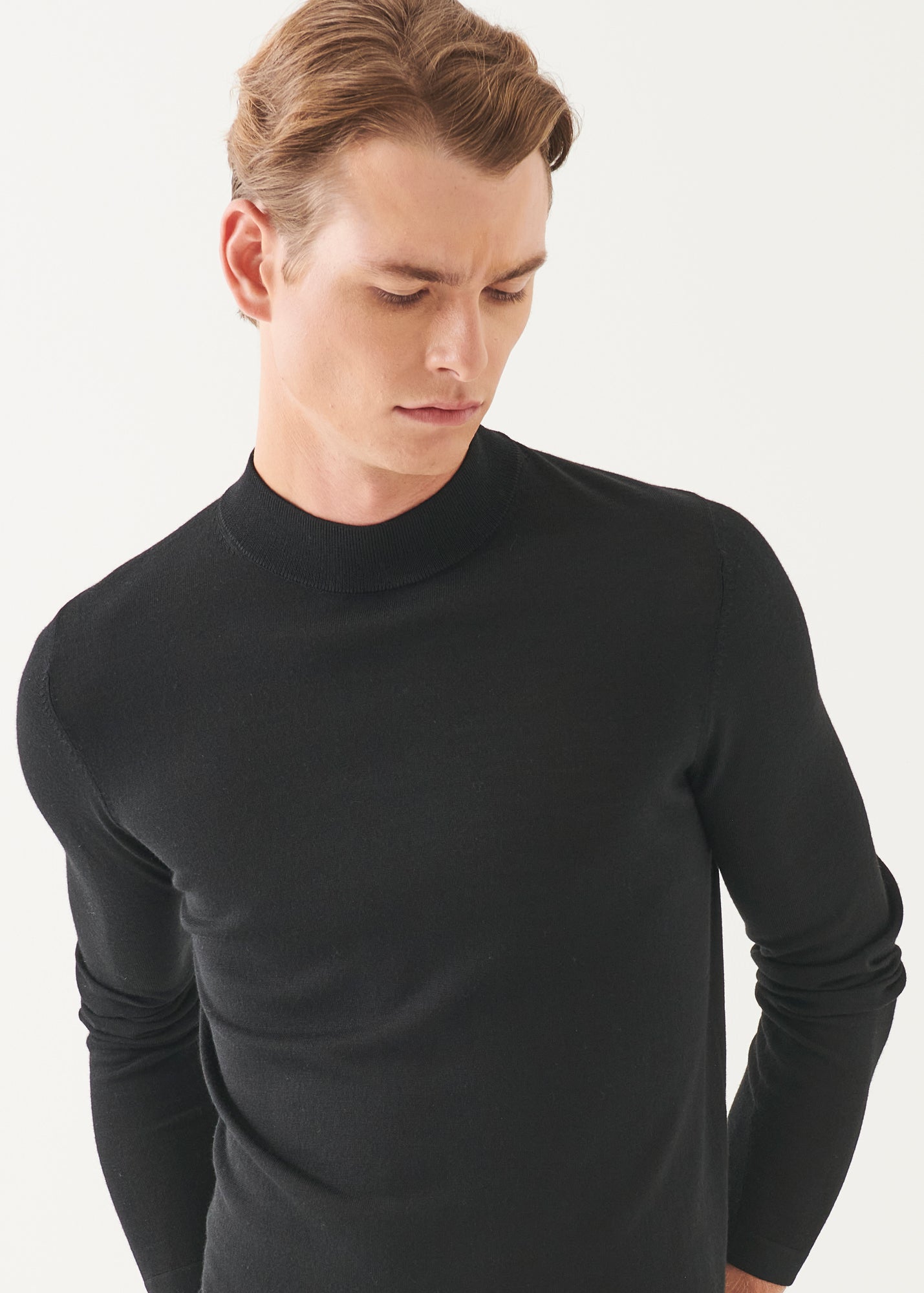 Extra-Fine Merino Mock Neck