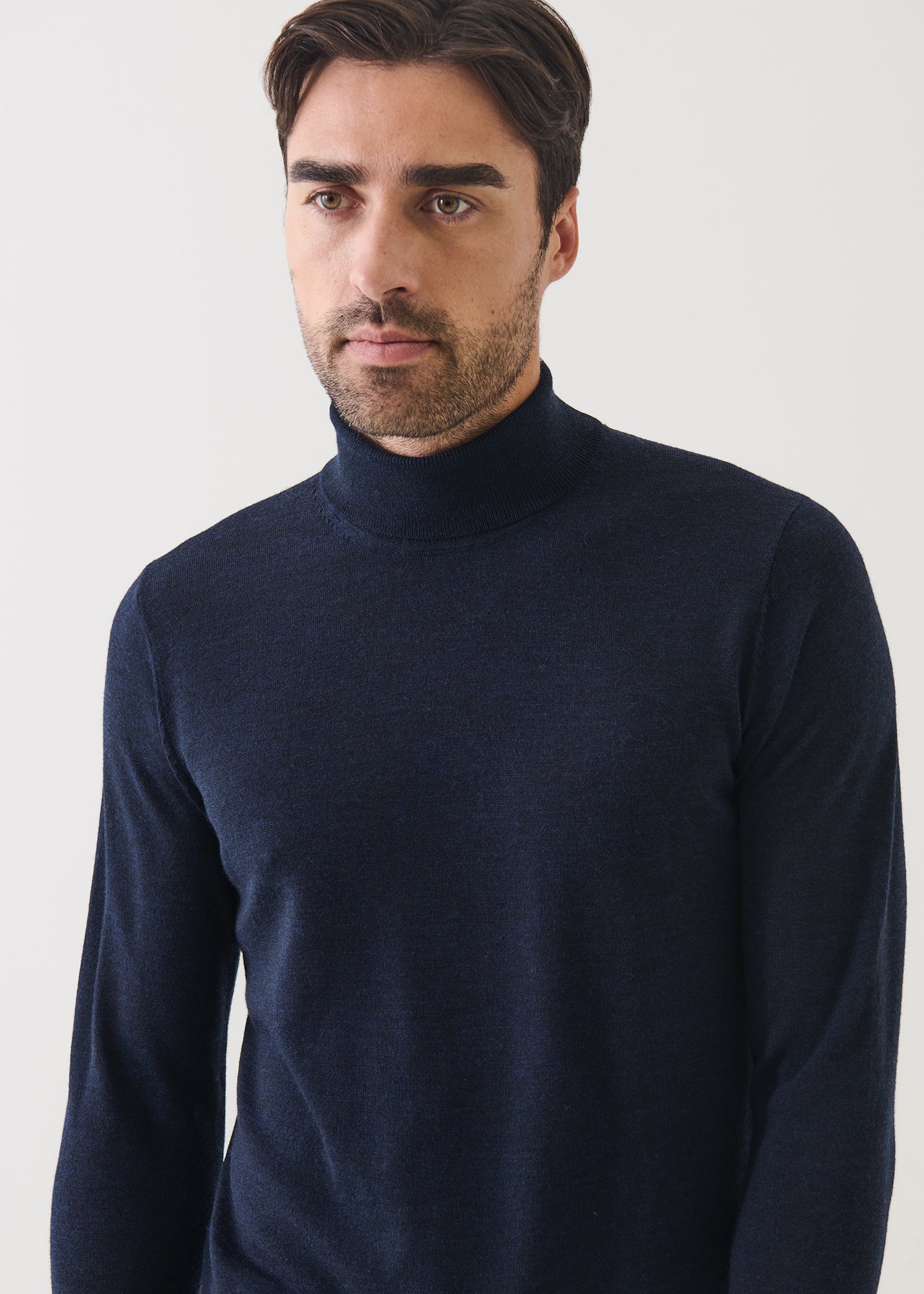 Extra-Fine Merino Turtleneck