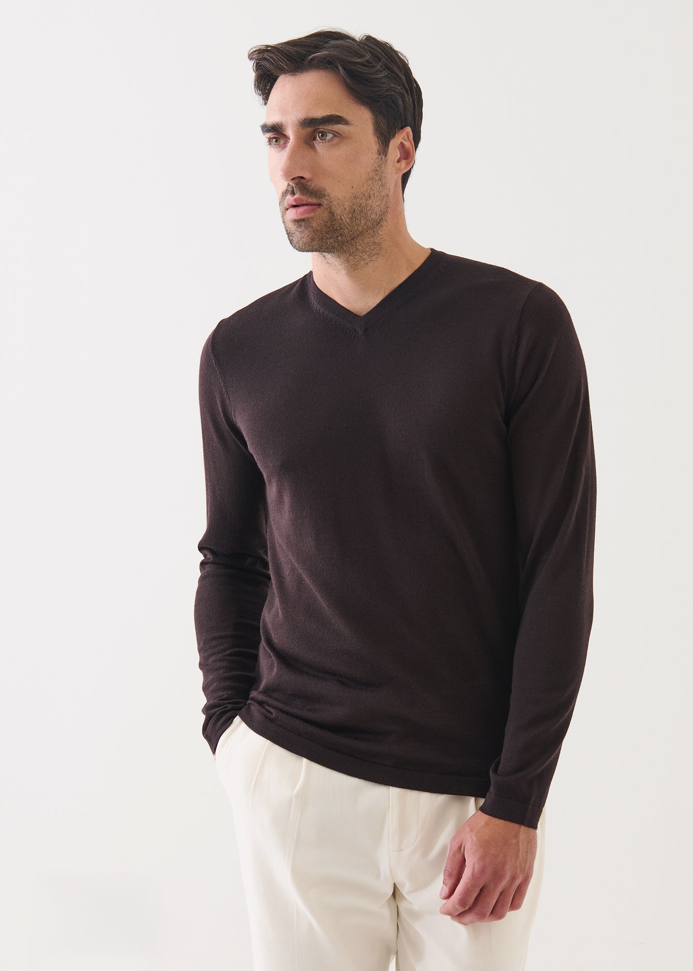 Extra-Fine Merino V-Neck
