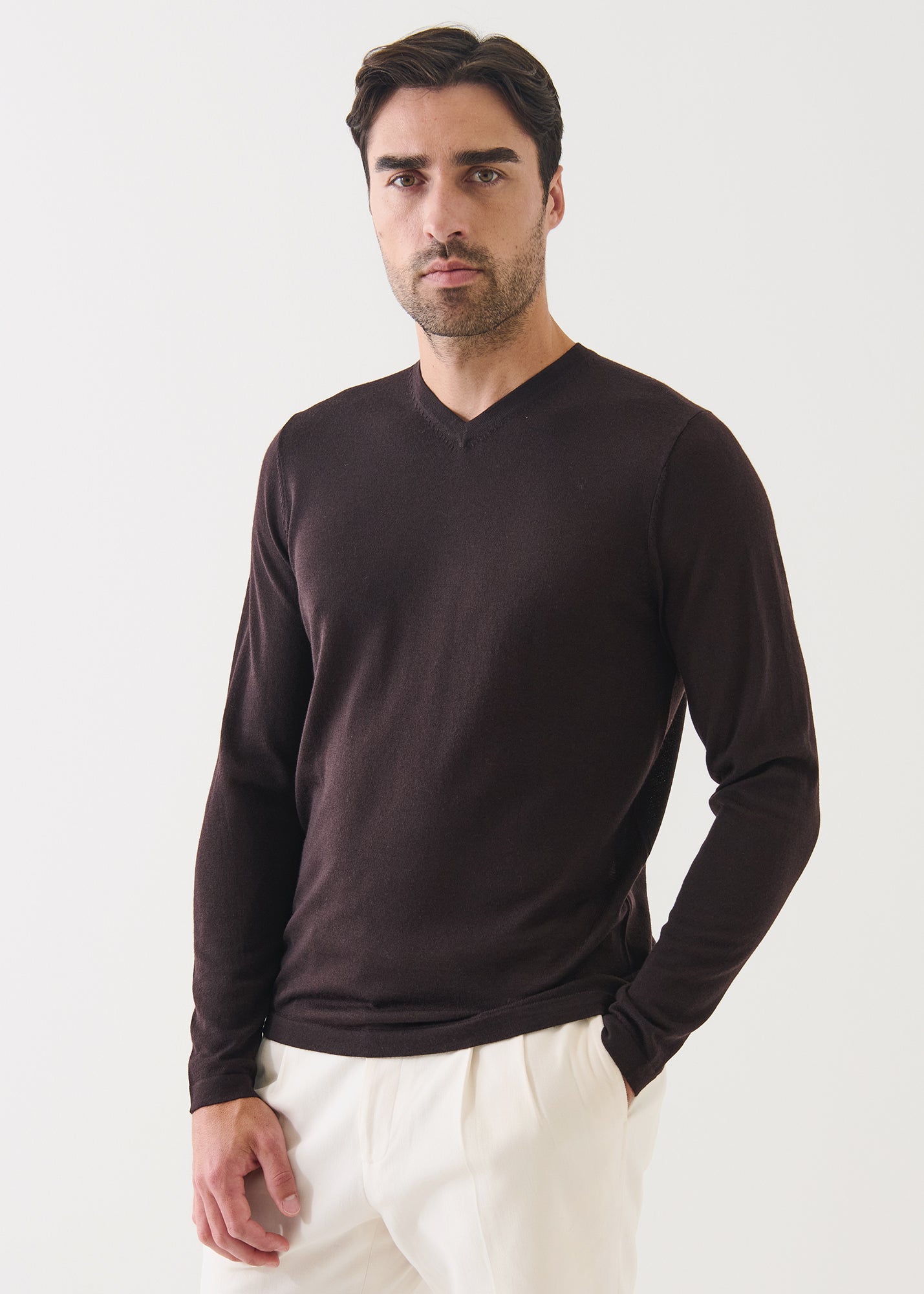 Extra-Fine Merino V-Neck