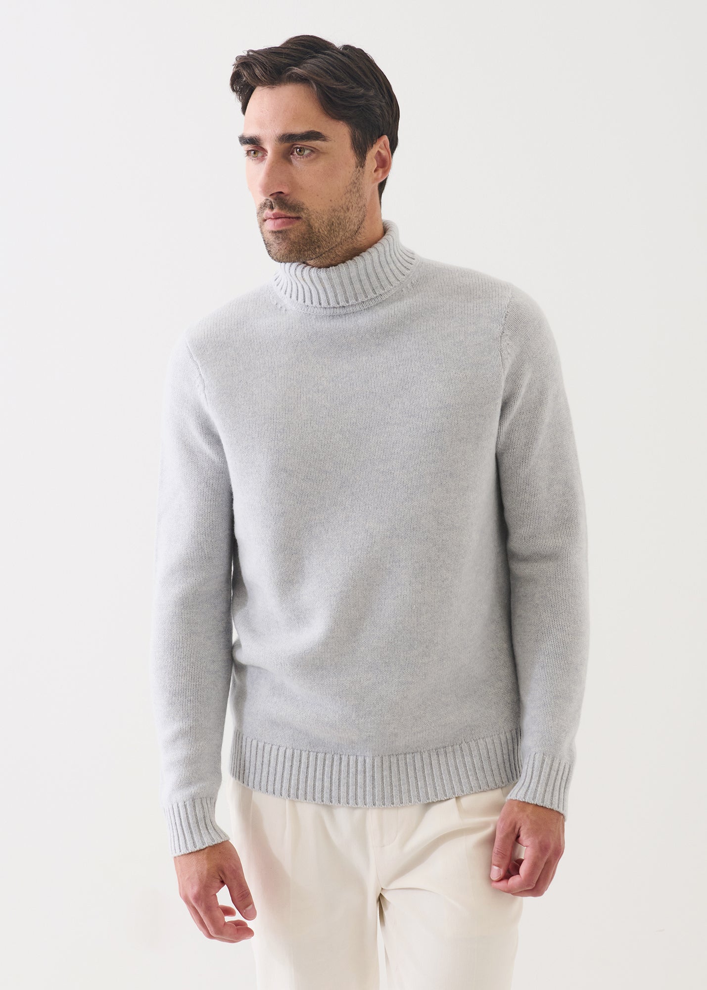 Superfine Lambswool Turtleneck
