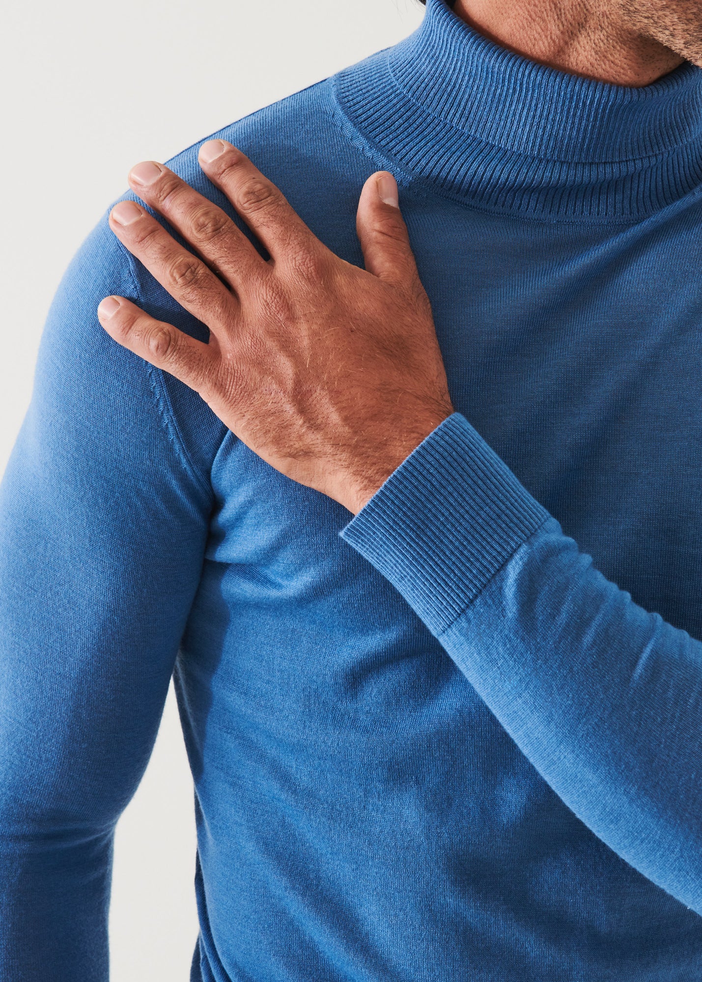 Fine Gauge Merino Wool Turtleneck