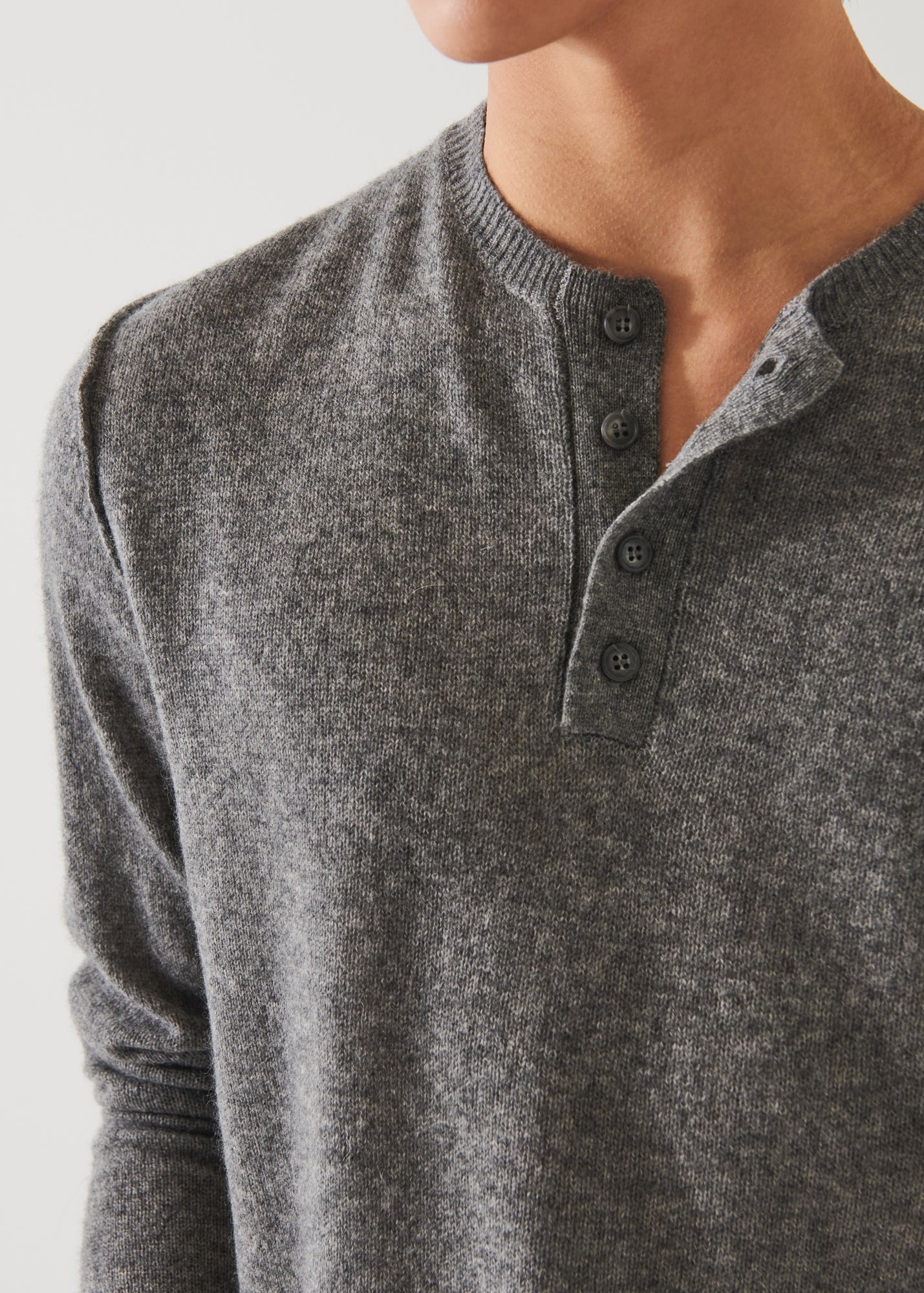 Air Cashmere Henley Sweater - PATRICK ASSARAF