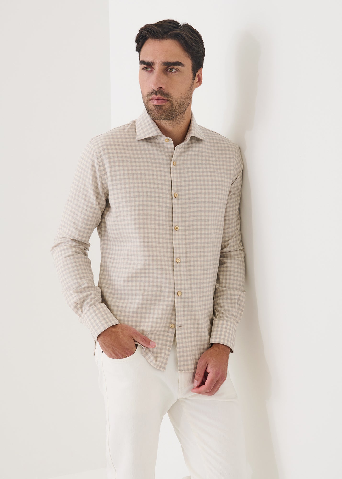 Soft Check Spread Collar Shirt