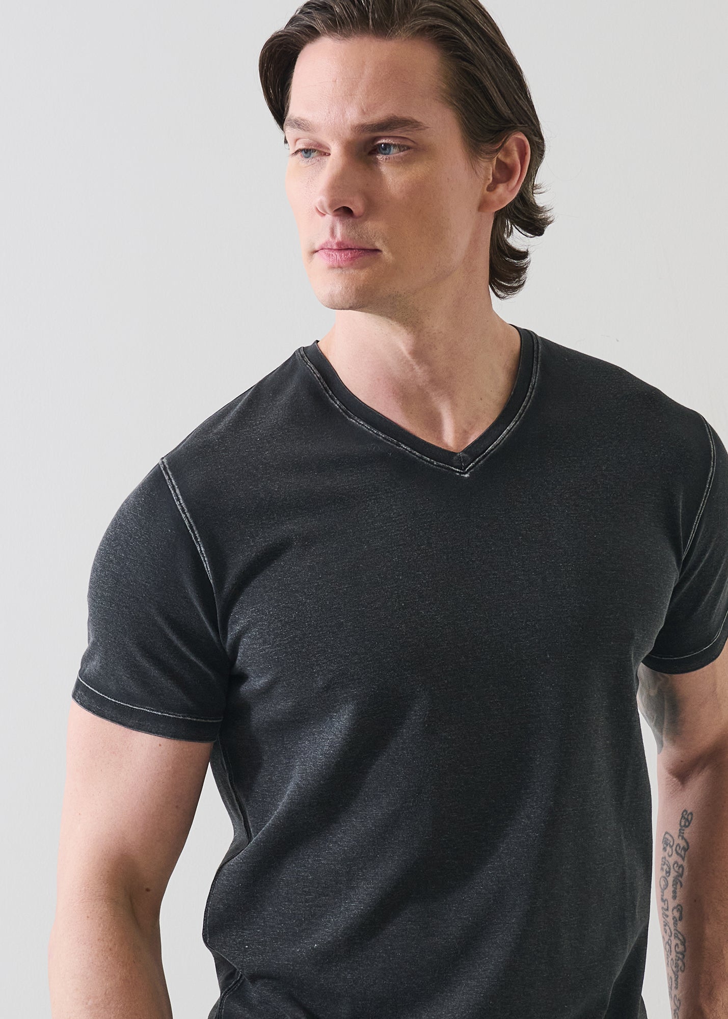 Pima Cotton Stretch Vintage Wash V-Neck T-Shirt - PATRICK ASSARAF