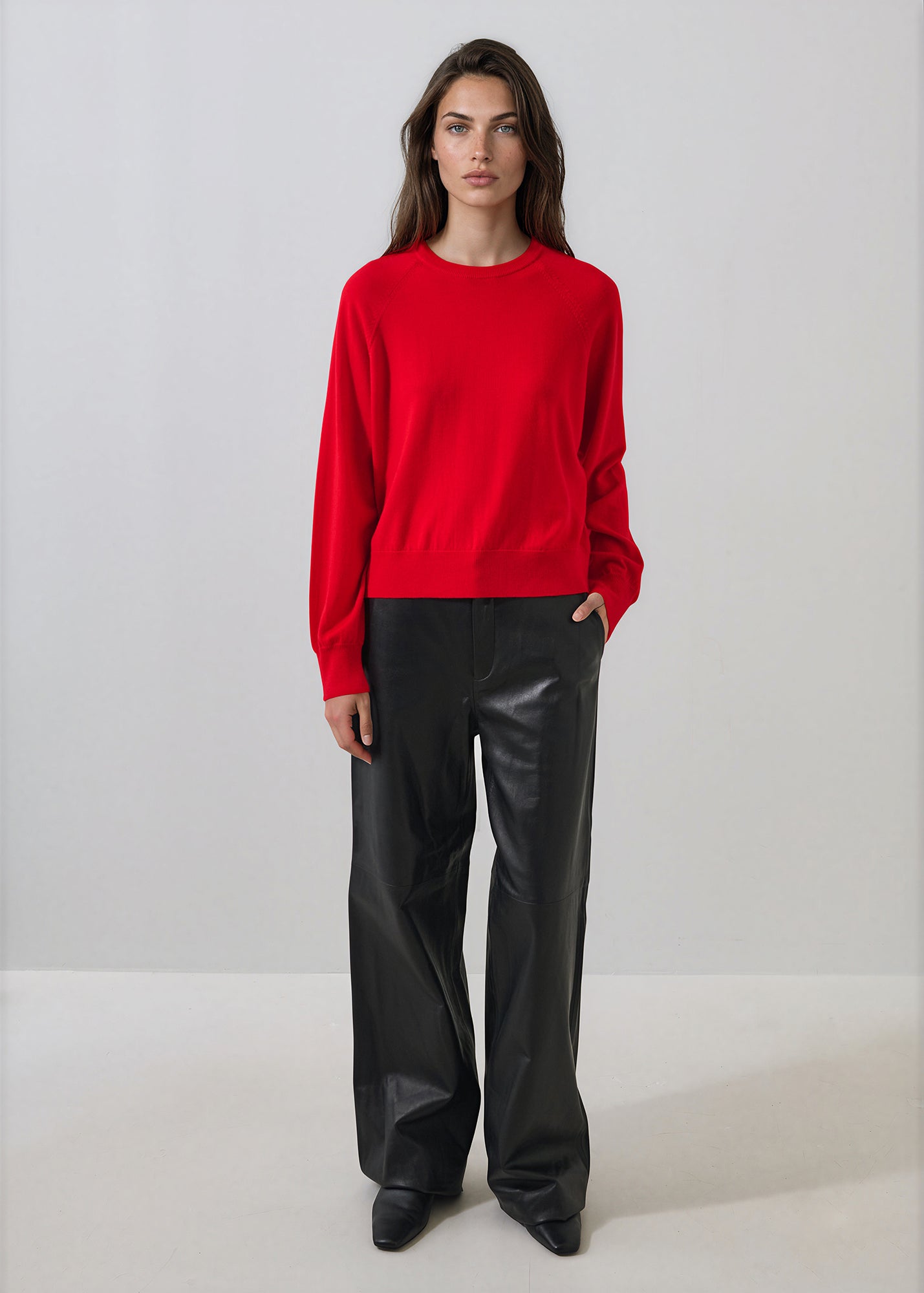 Extra-Fine Merino Relaxed Raglan Crewneck