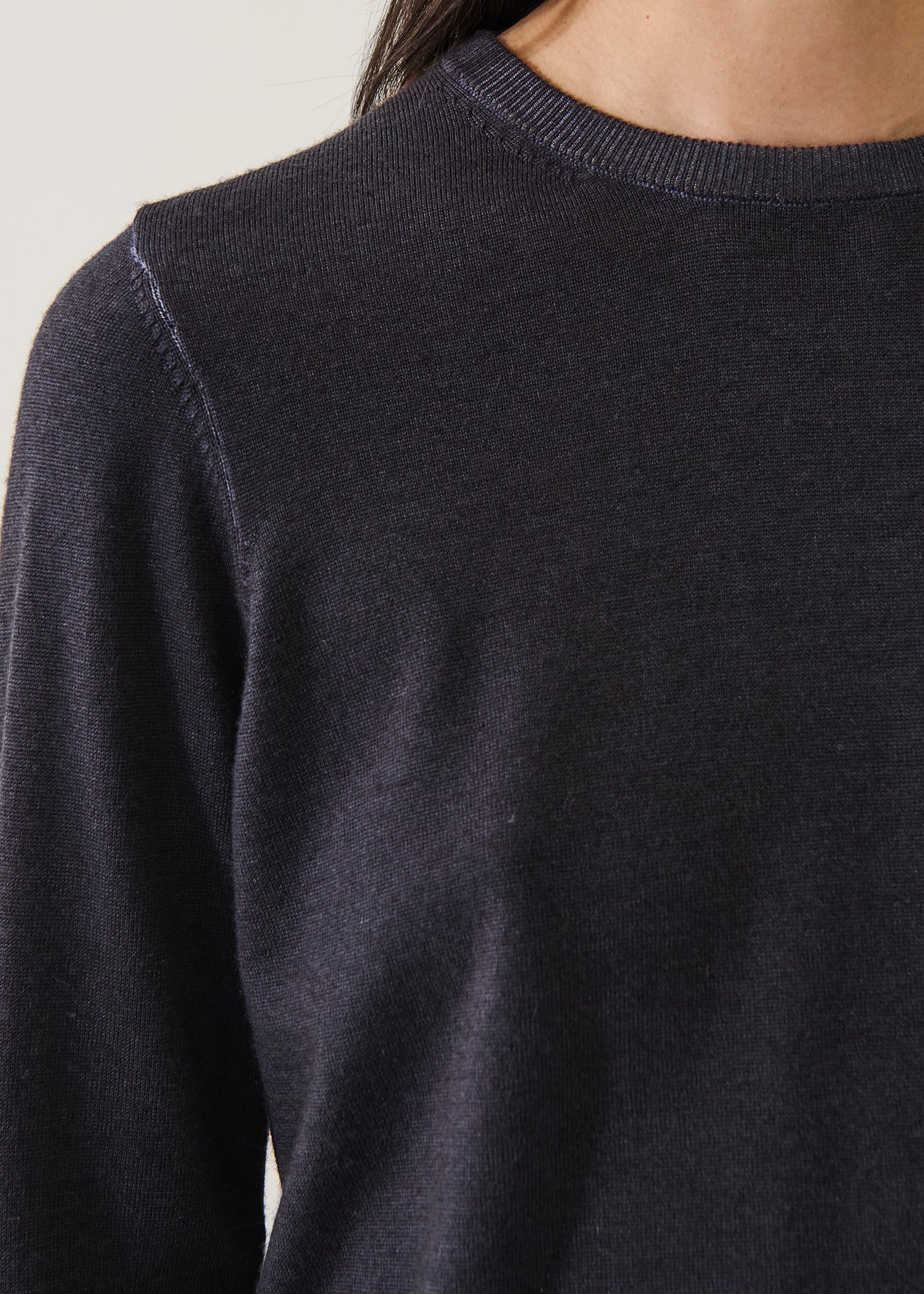 Superfine Merino Vintage Classic Crewneck