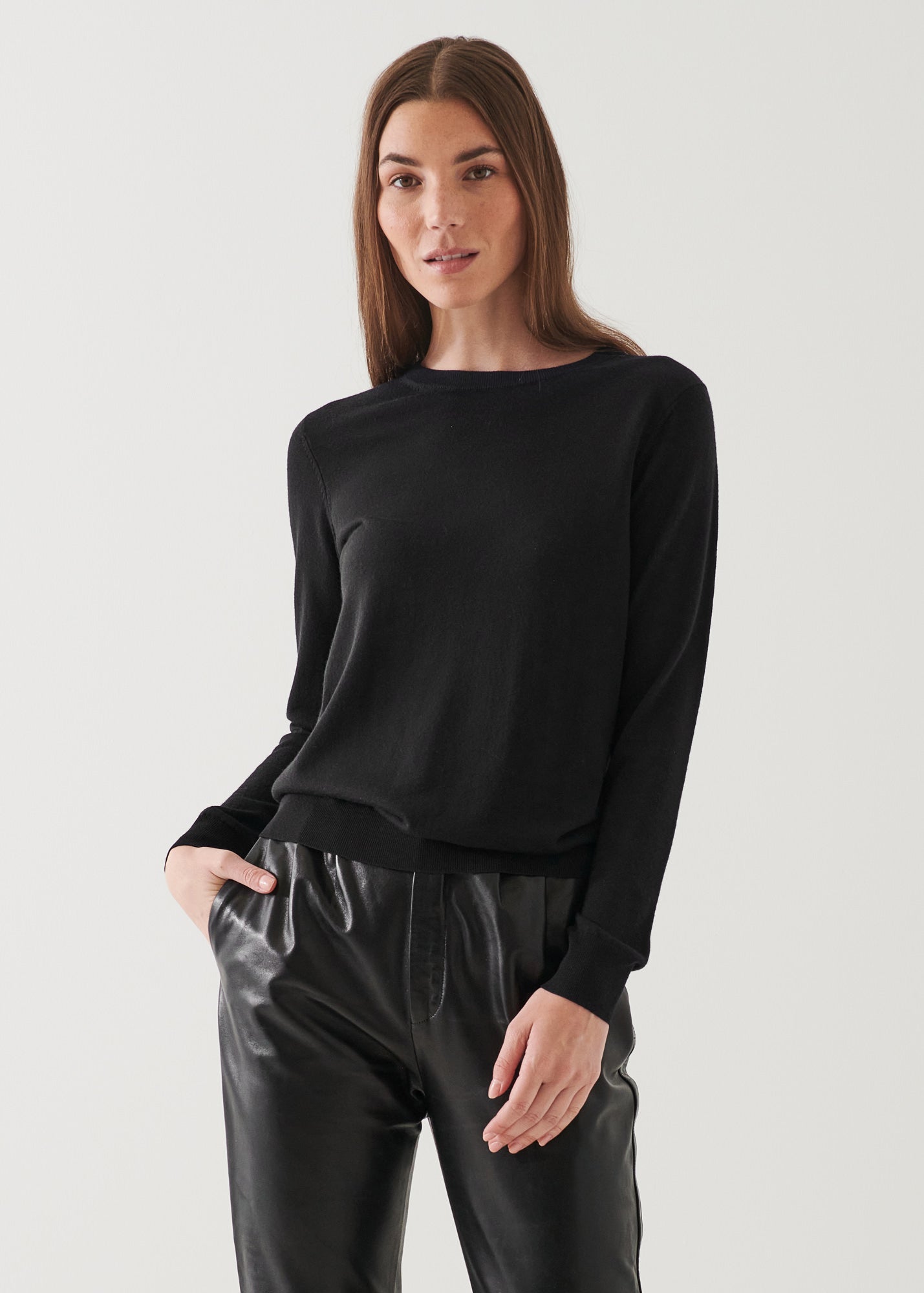 Merino Wool Classic Crewneck