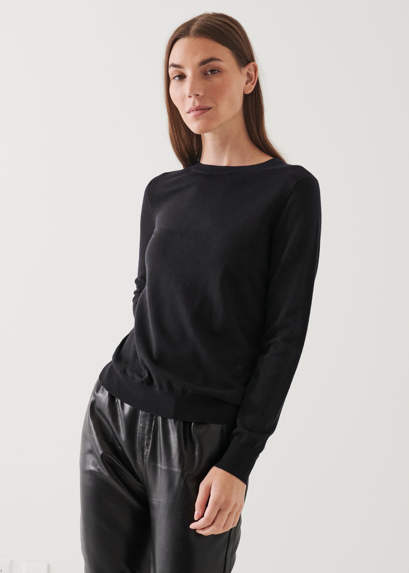 Merino Wool Classic Crewneck