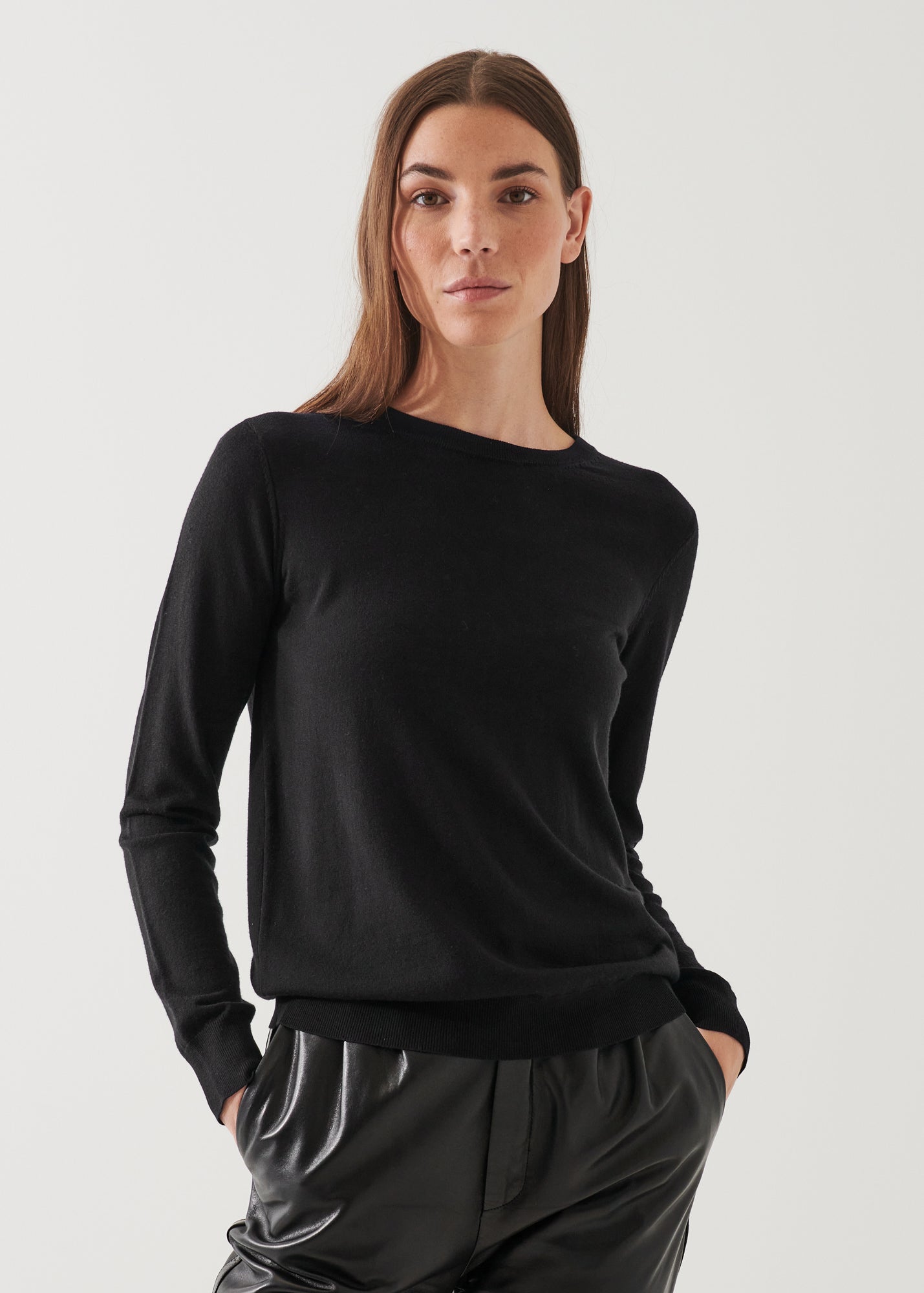Merino Wool Classic Crewneck
