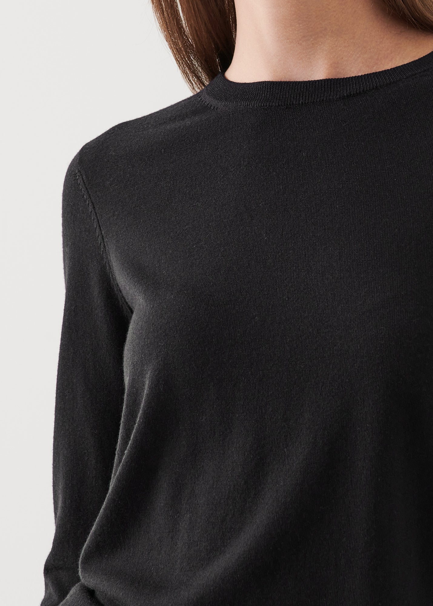 Merino Wool Classic Crewneck