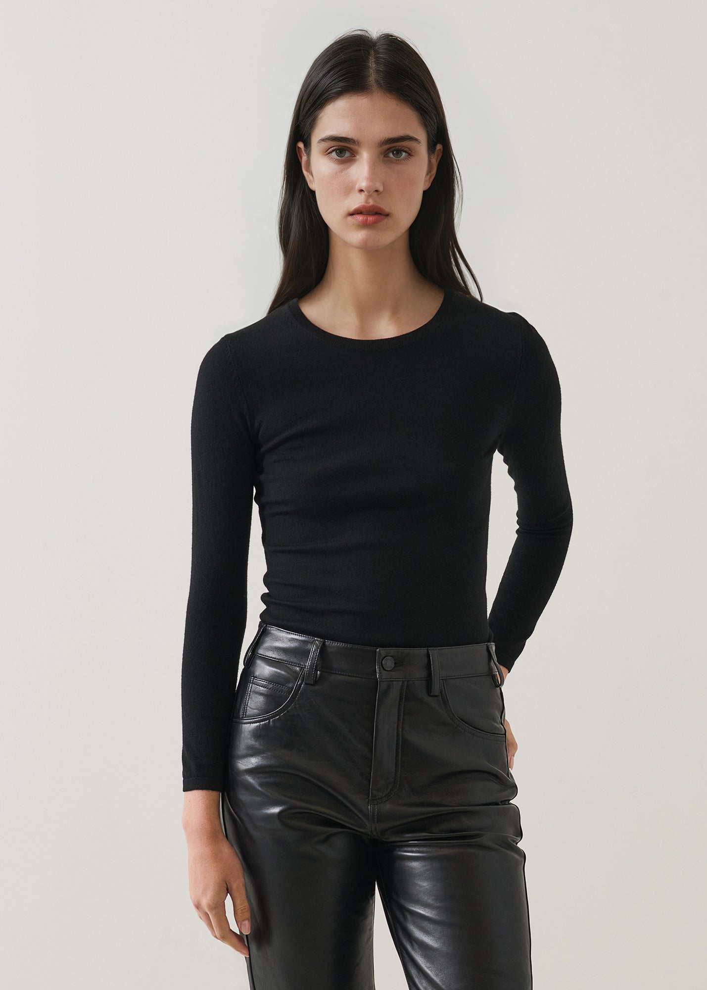 Merino Wool Fitted Crewneck
