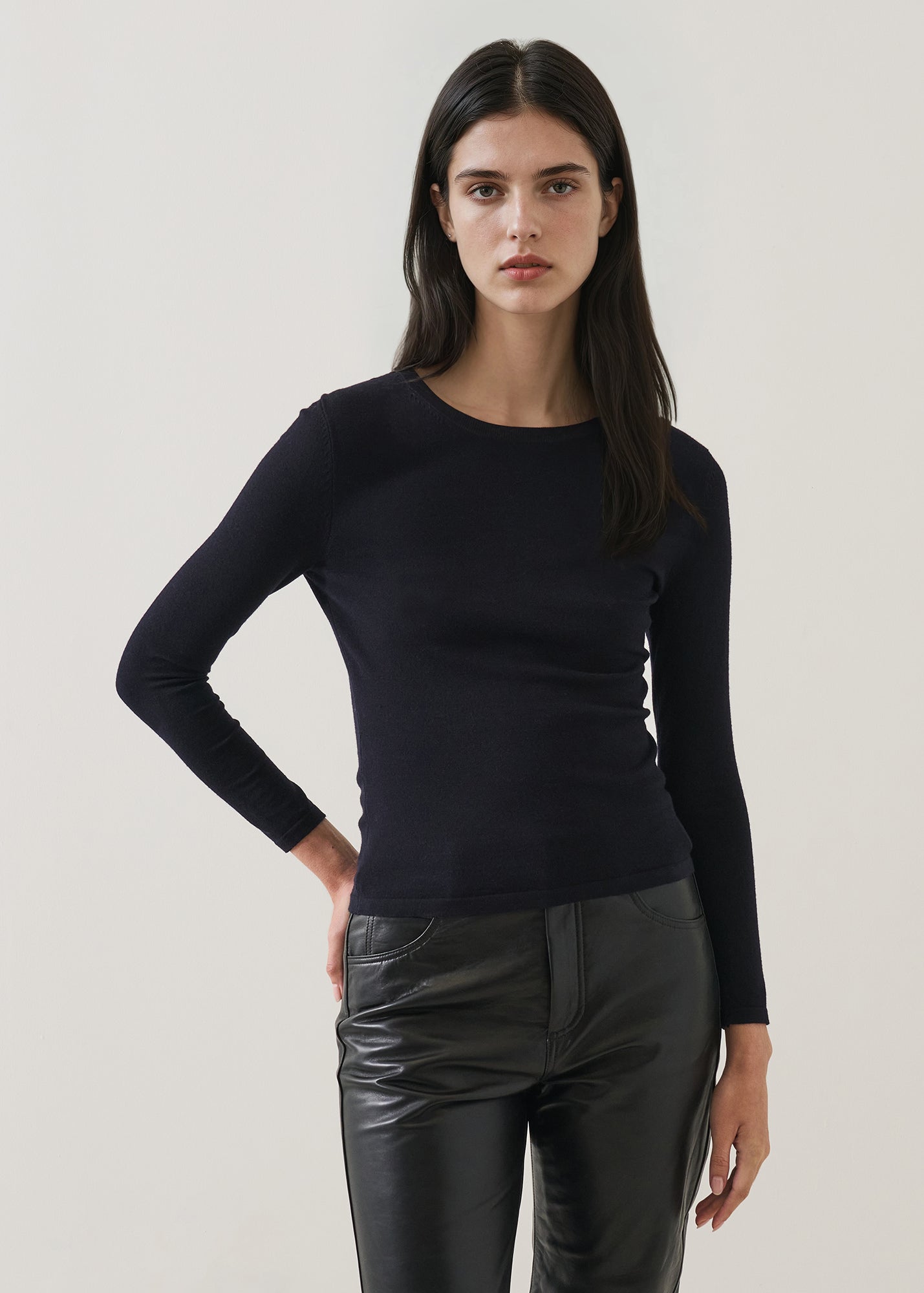 Merino Wool Fitted Crewneck