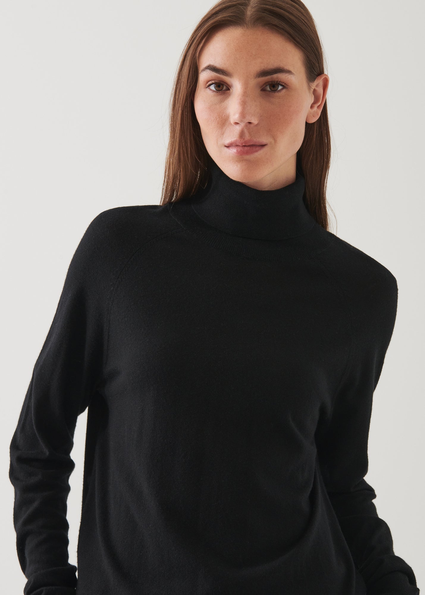 SUPERFINE MERINO BOYFRIEND TURTLENECK | PATRICK ASSARAF.