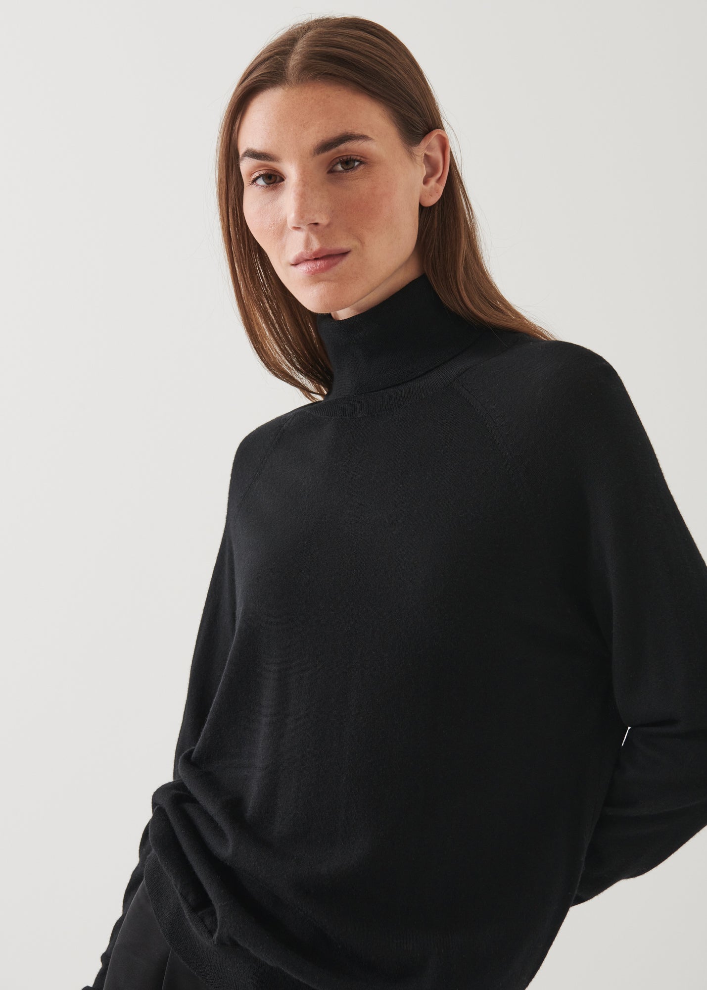 SUPERFINE MERINO BOYFRIEND TURTLENECK | PATRICK ASSARAF.