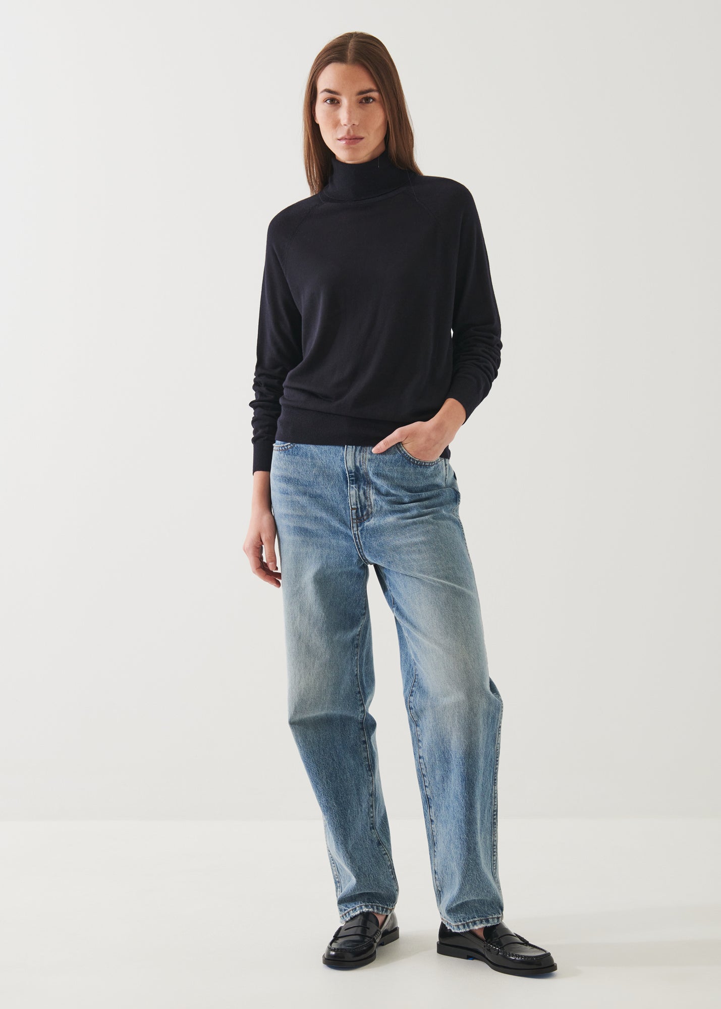 SUPERFINE MERINO BOYFRIEND TURTLENECK | PATRICK ASSARAF.