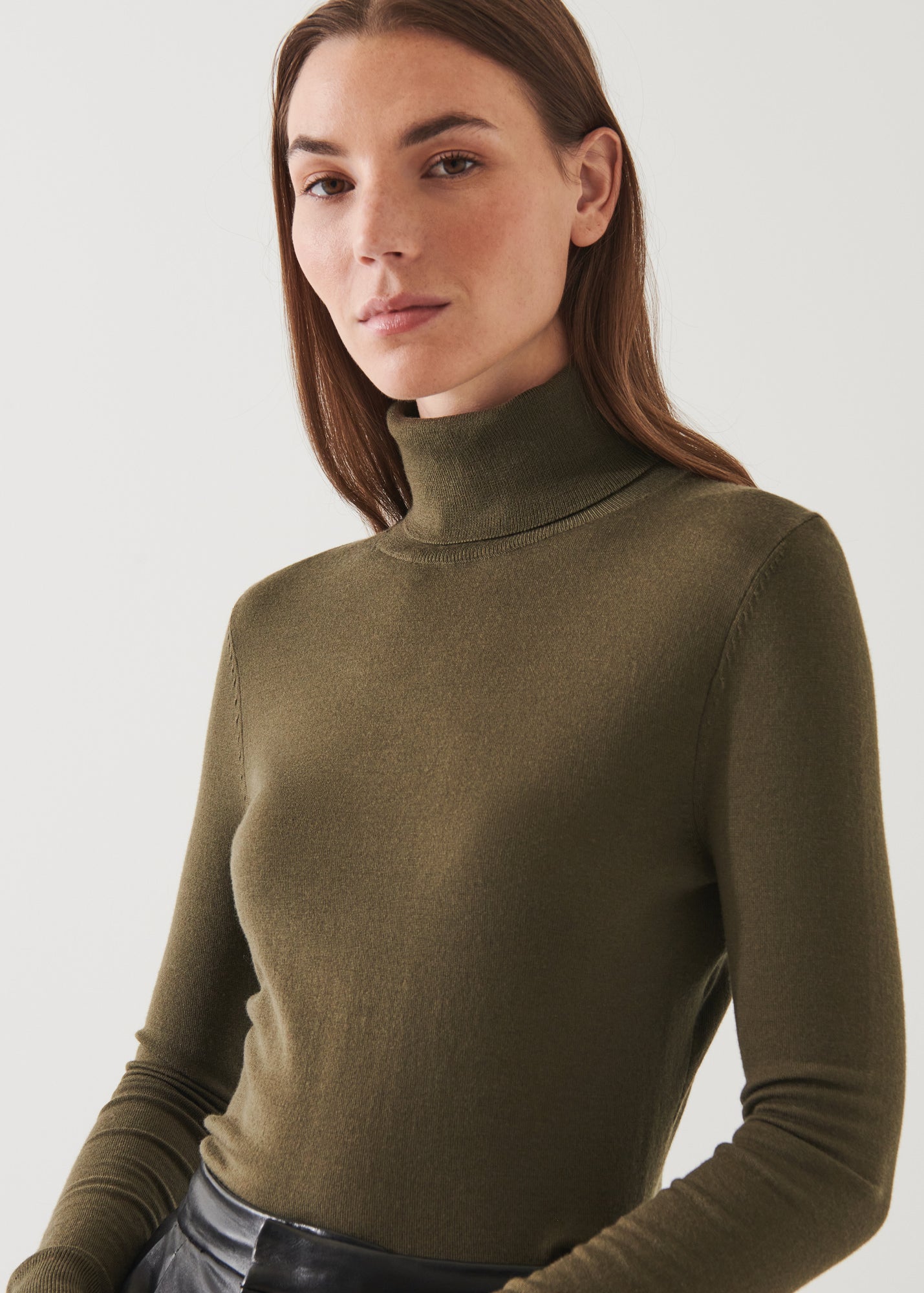 Superfine Merino Turtleneck