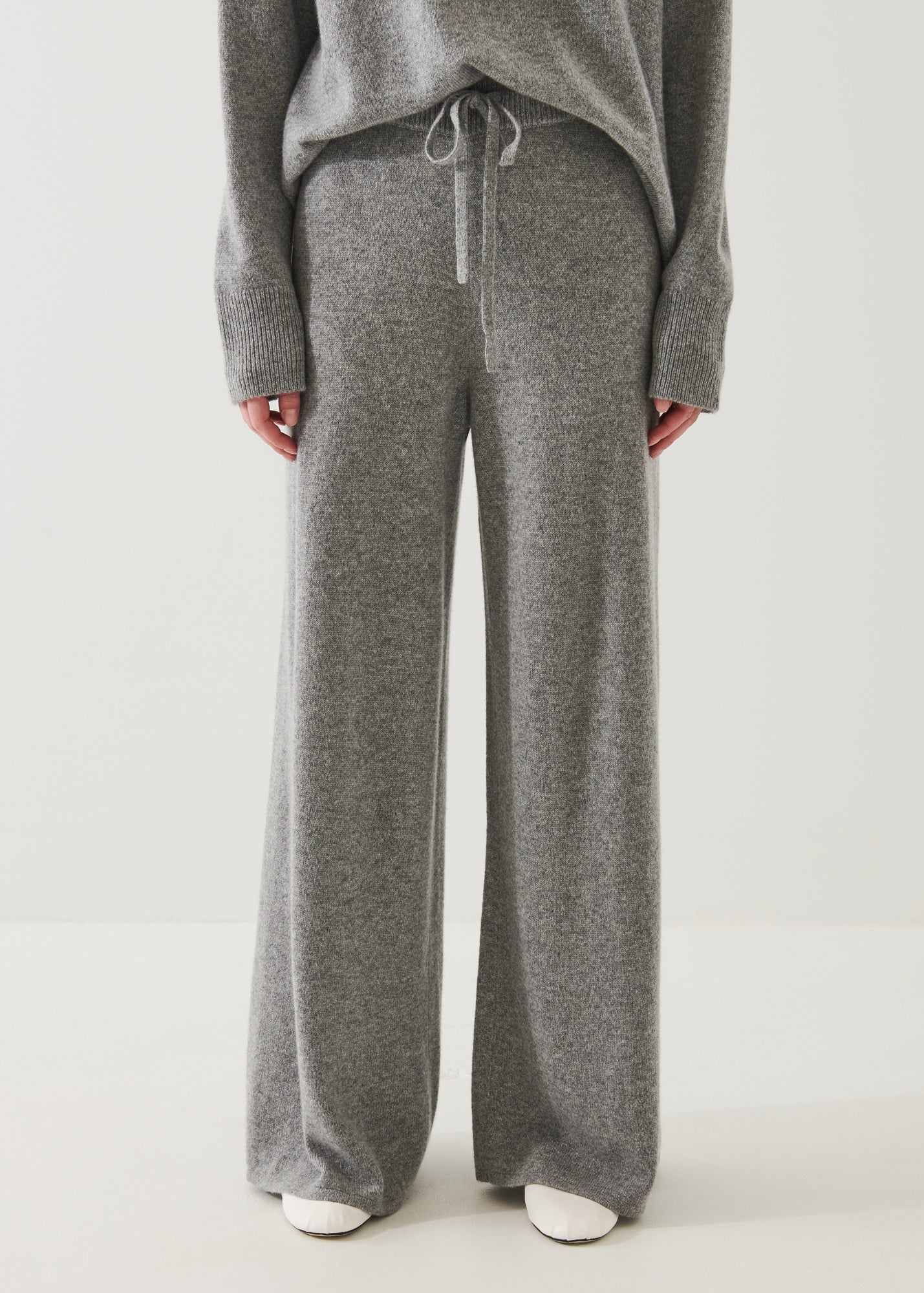 CASHMERE DRAWSTRING PANT | PATRICK ASSARAF.