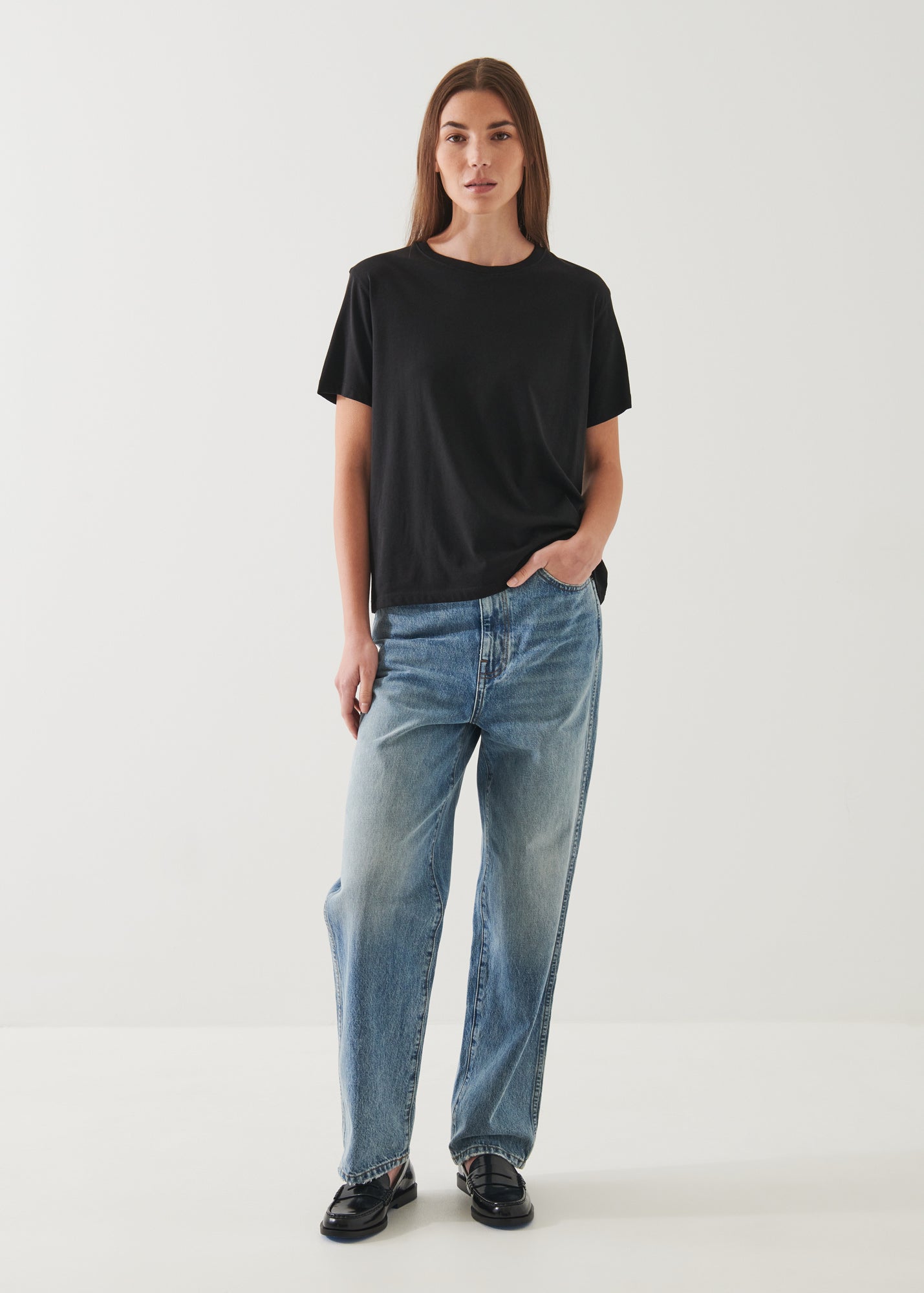 LIGHTWEIGHT PIMA COTTON BOYFRIEND T-SHIRT | PATRICK ASSARAF.