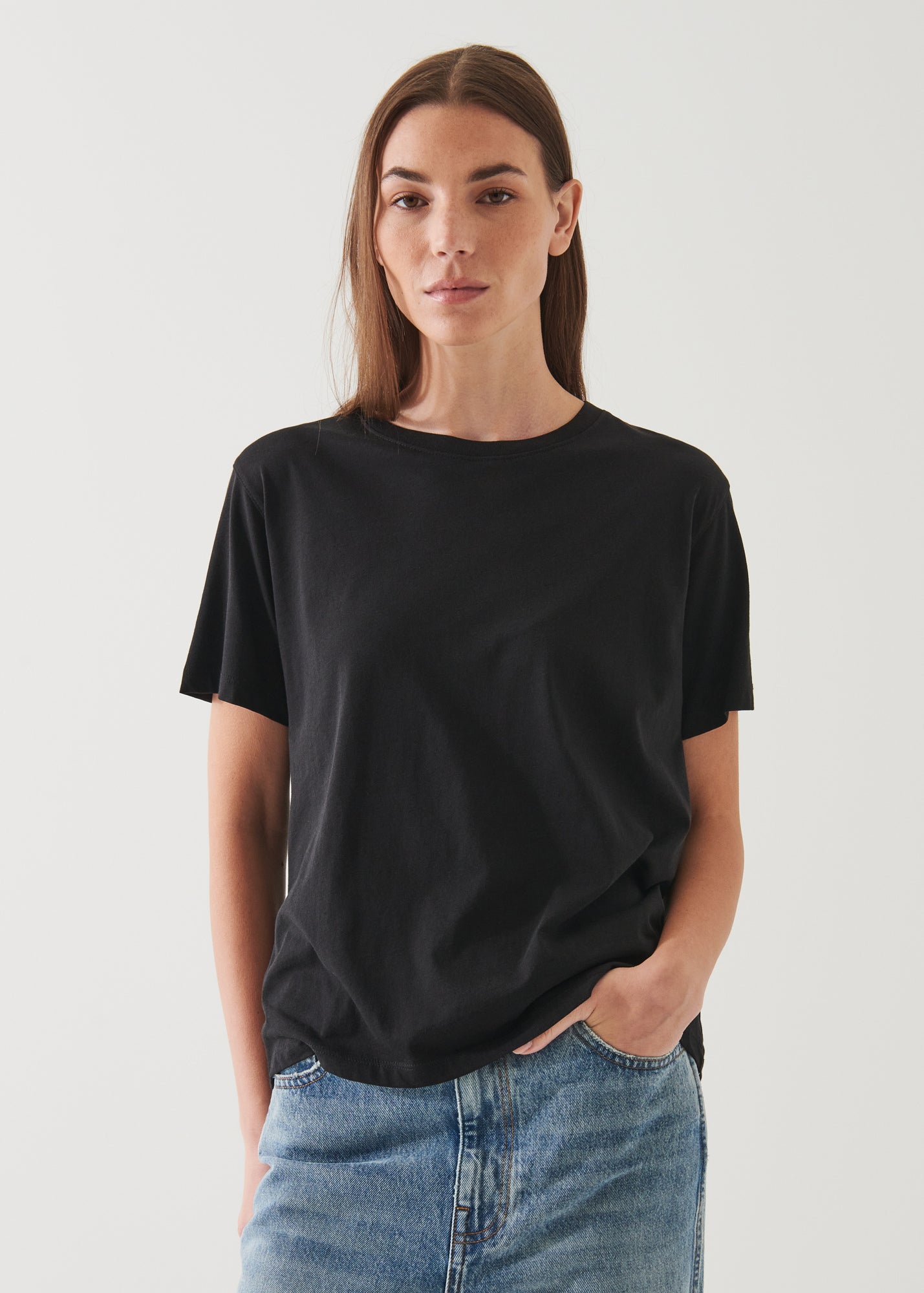 LIGHTWEIGHT PIMA COTTON BOYFRIEND T-SHIRT | PATRICK ASSARAF.