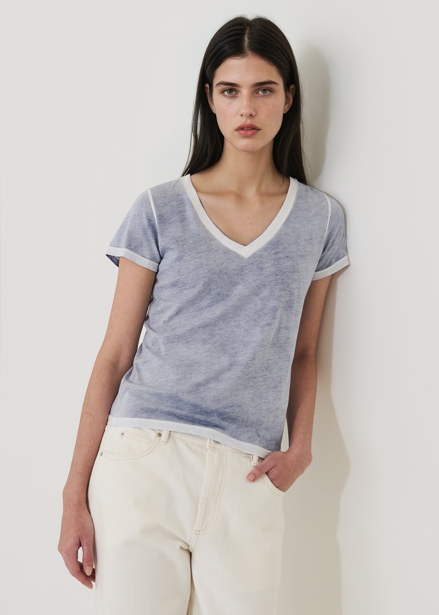 Reverse Spray Lightweight Pima Cotton V-Neck T-Shirt - PATRICK ASSARAF