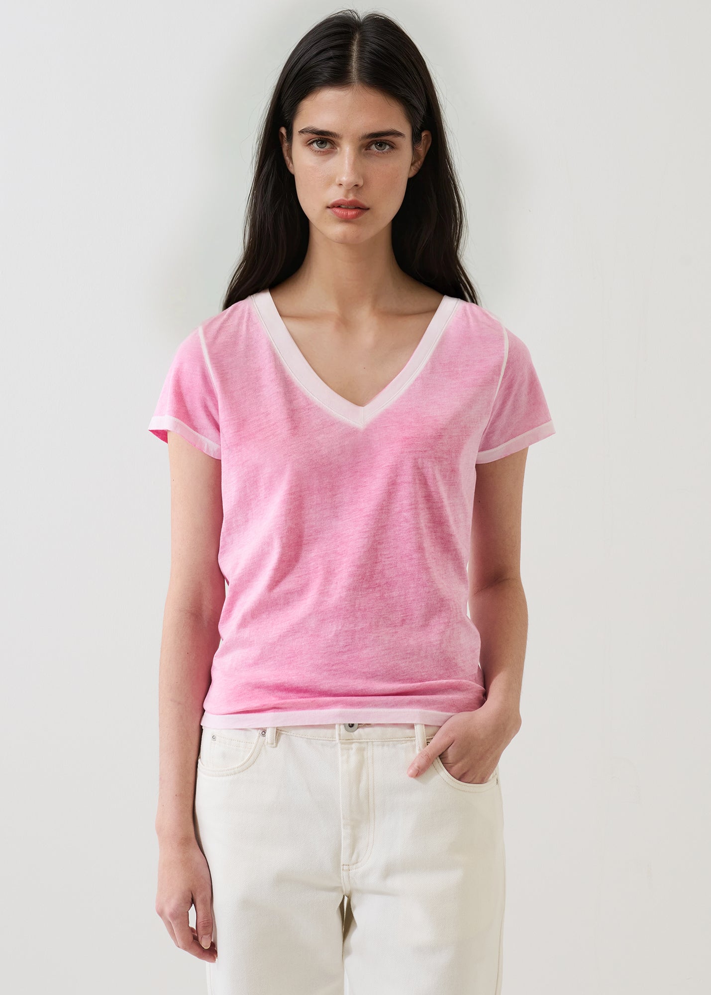 Reverse Spray Lightweight Pima Cotton V-Neck T-Shirt - PATRICK ASSARAF