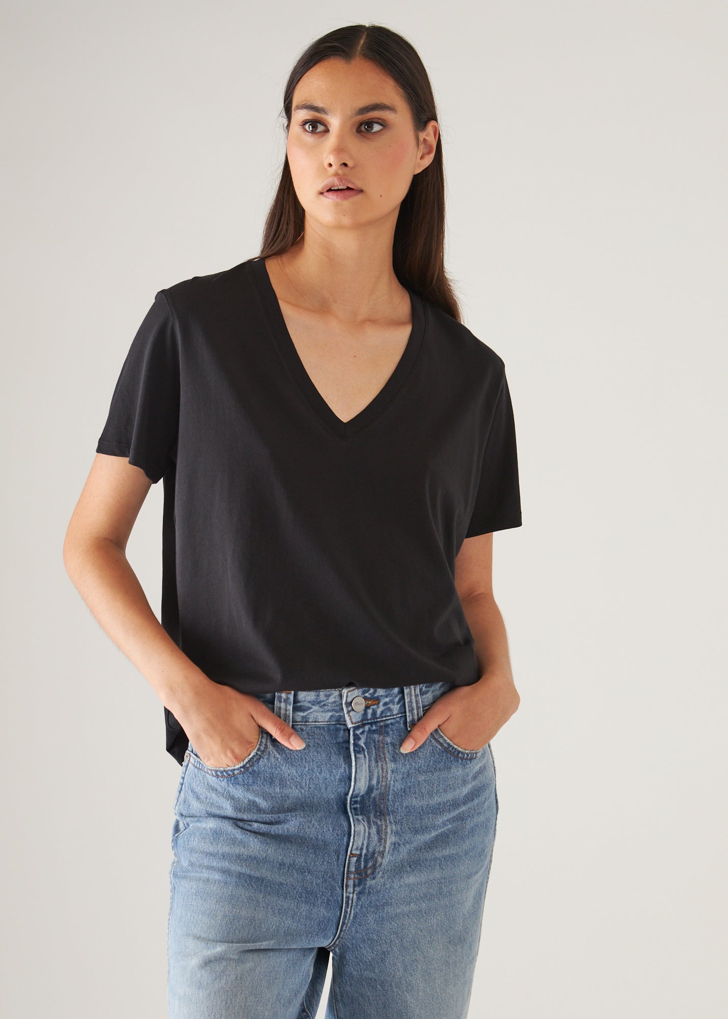 Lightweight Pima Cotton Boyfriend V-Neck T-Shirt