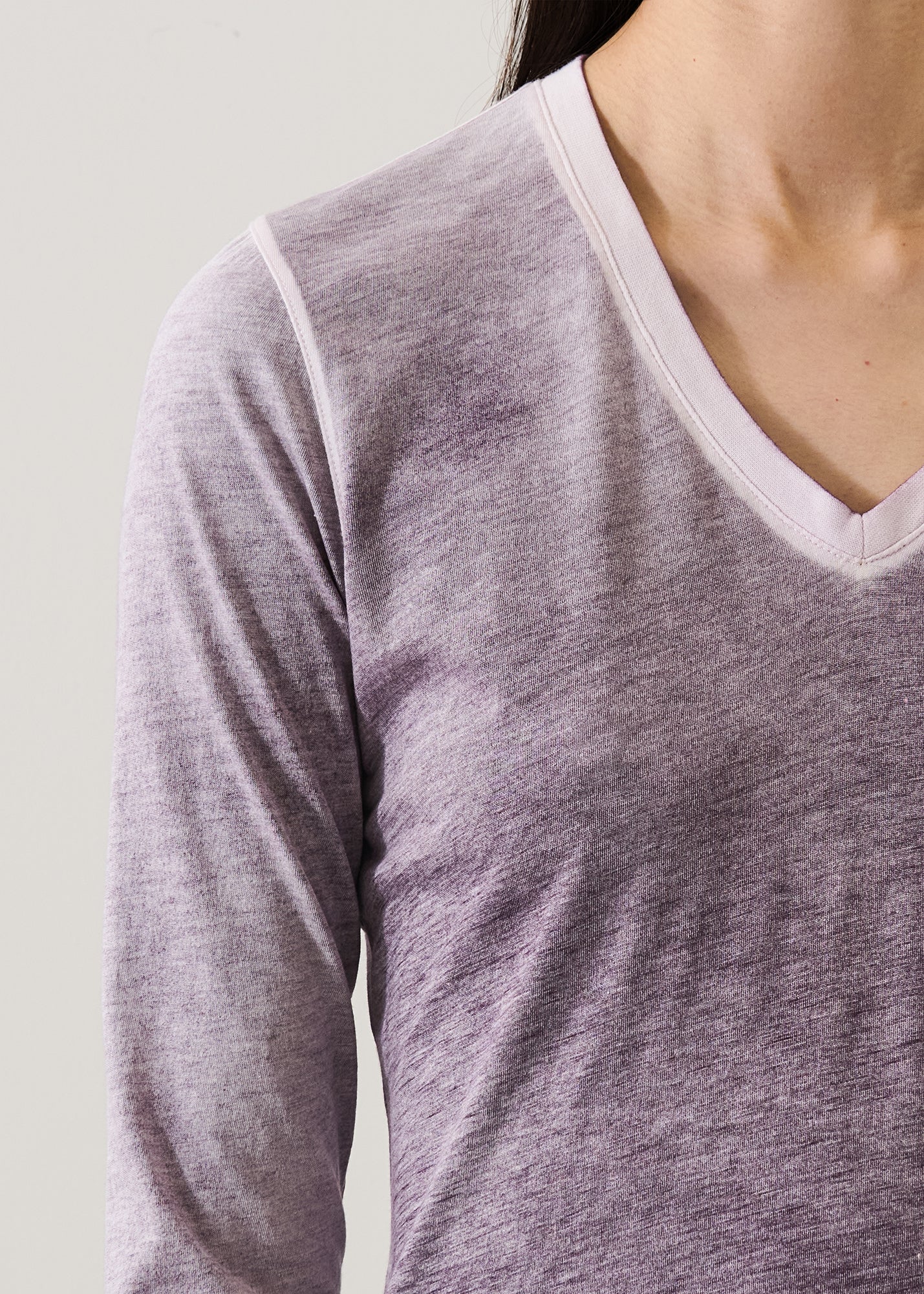 Reverse Spray Lightweight Pima Cotton Long Sleeve V-Neck - PATRICK ASSARAF