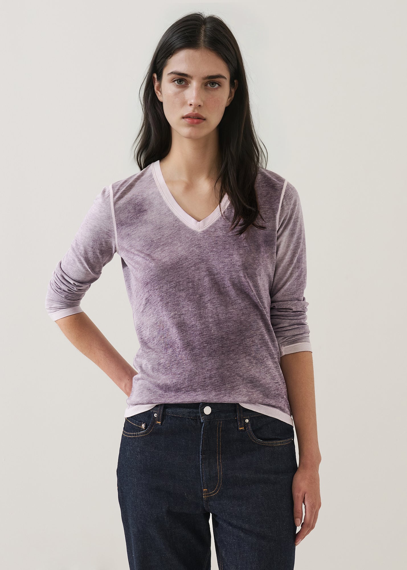 Reverse Spray Lightweight Pima Cotton Long Sleeve V-Neck - PATRICK ASSARAF