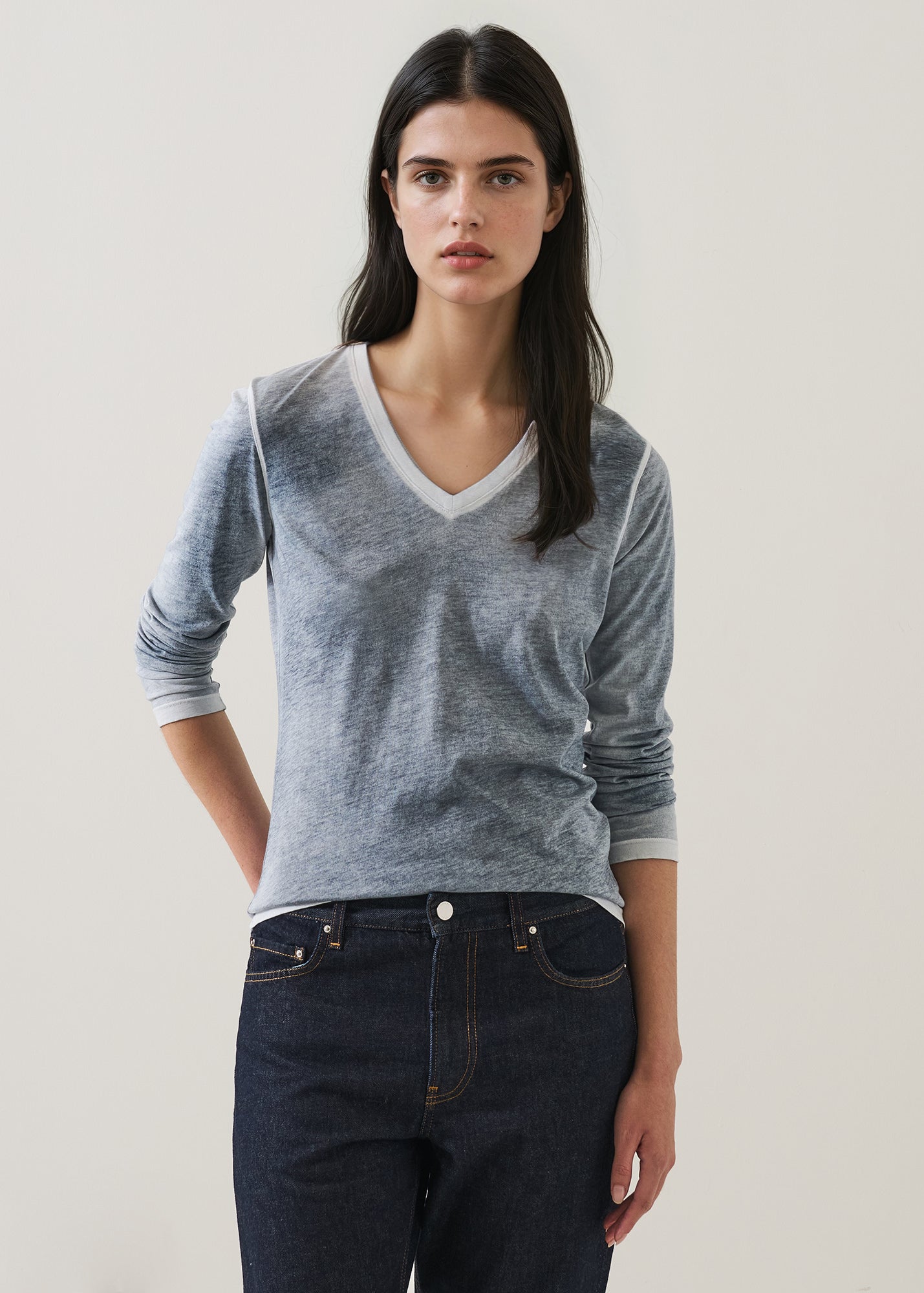 Reverse Spray Lightweight Pima Cotton Long Sleeve V-Neck - PATRICK ASSARAF