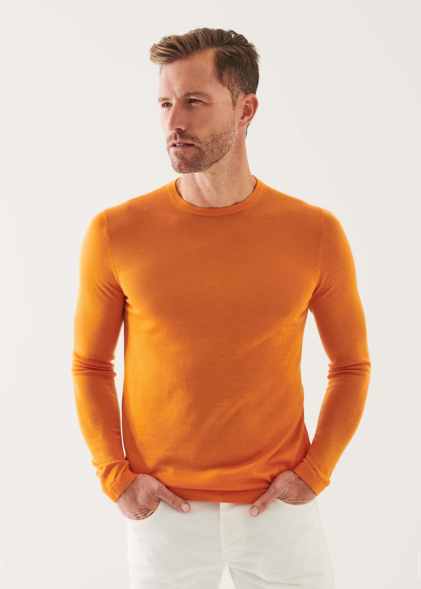 LIGHTWEIGHT MERINO BLEND CREWNECK SWEATER | PATRICK ASSARAF.