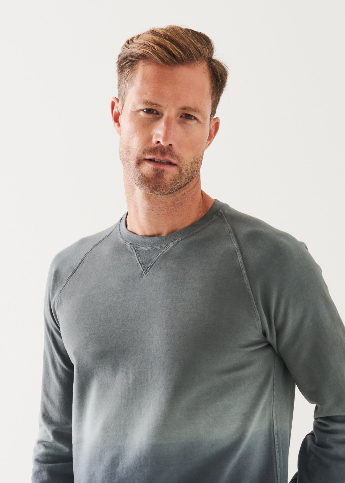 PIMA STRETCH FLEECE DEGRADE CREWNECK | PATRICK ASSARAF.