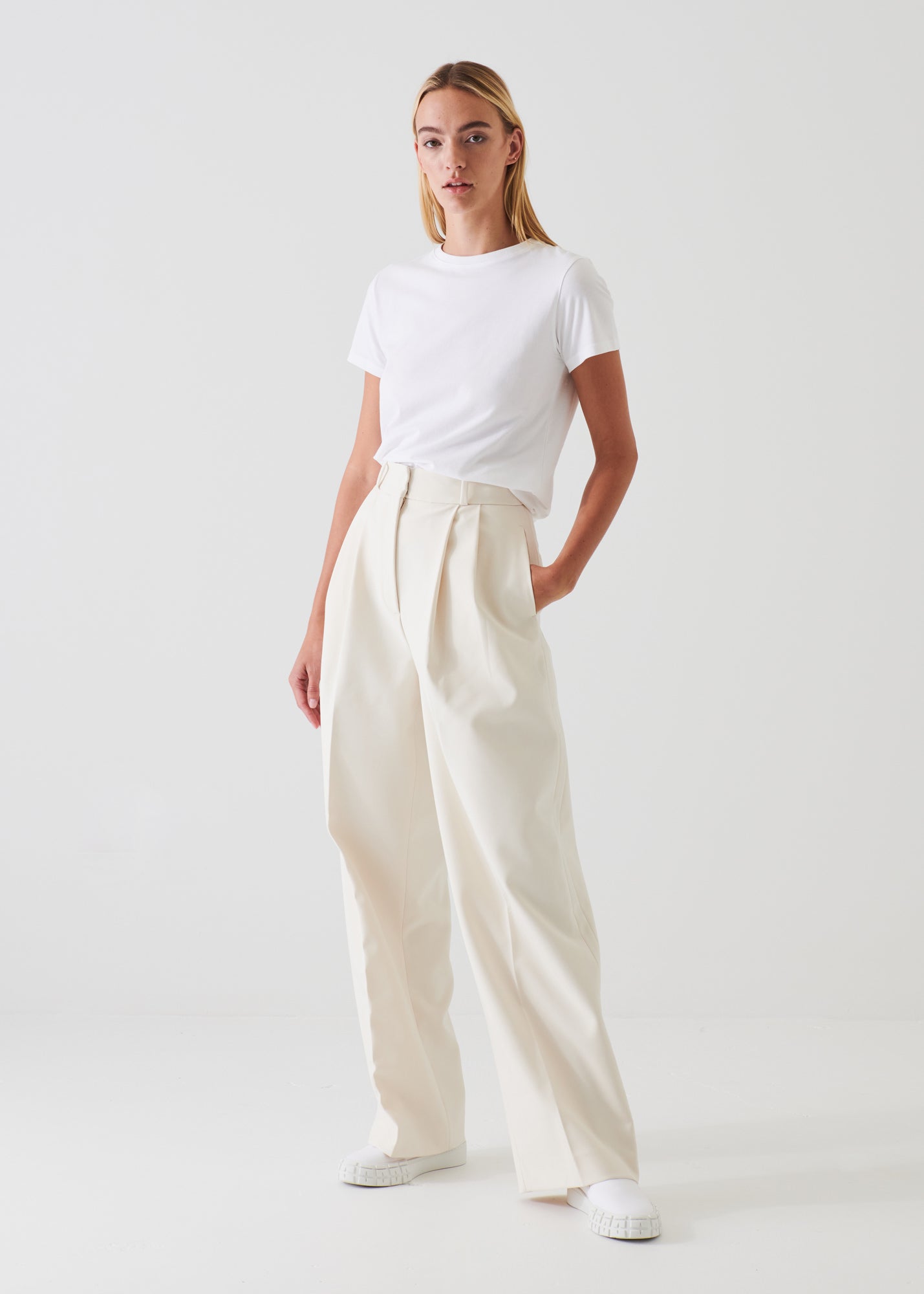 PIMA COTTON STRETCH SLIM T-SHIRT | PATRICK ASSARAF.