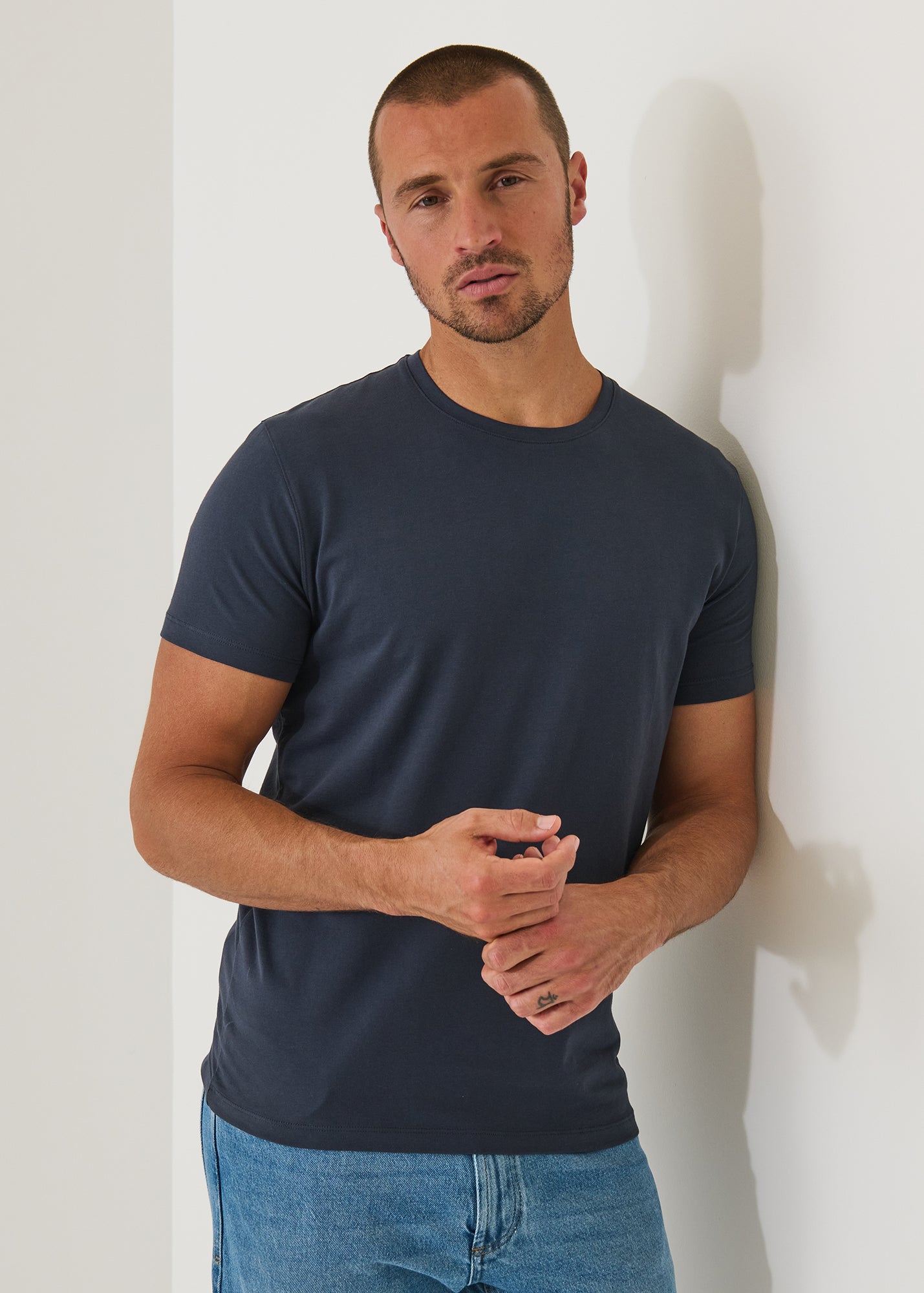 Iconic T-Shirt - Seasonal Colours