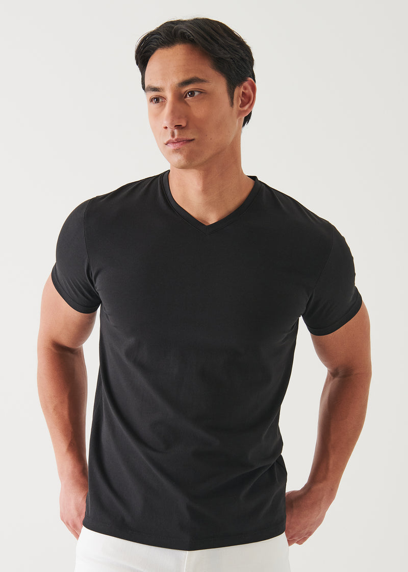 PIMA COTTON STRETCH V-NECK T-SHIRT