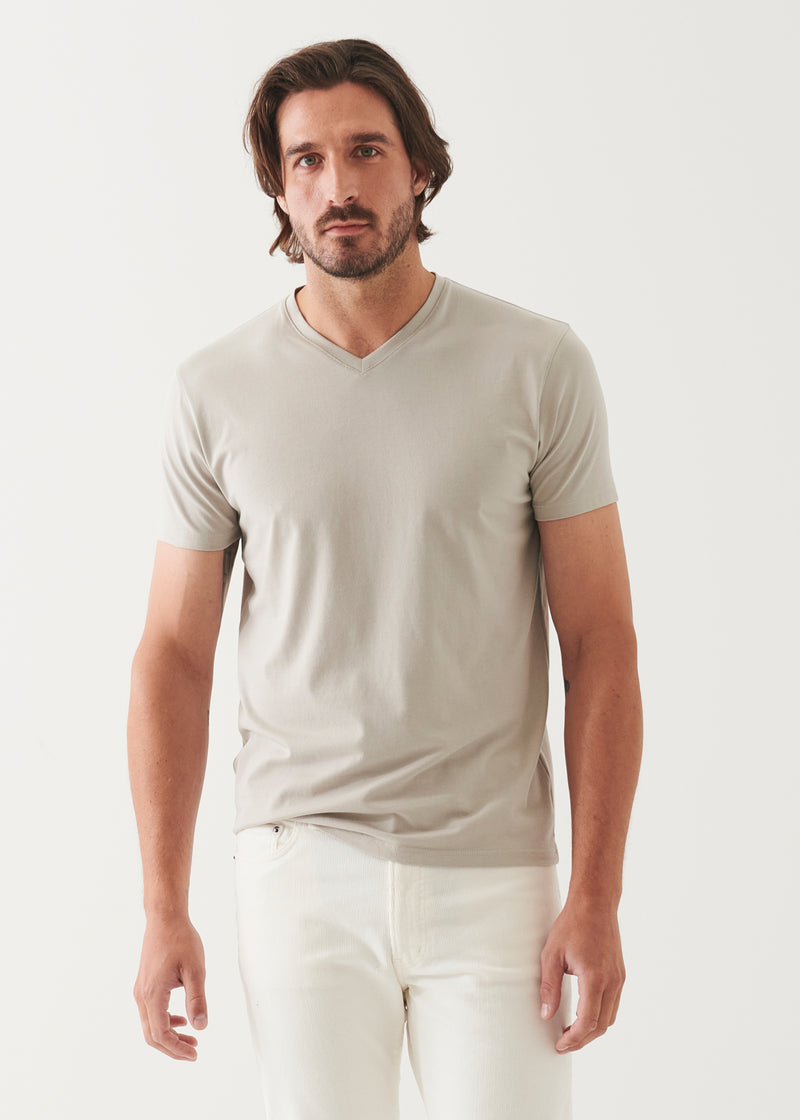 PIMA COTTON STRETCH V-NECK T-SHIRT