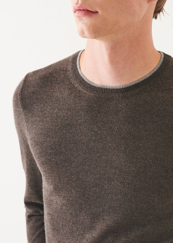 MERINO TIPPED CREWNECK