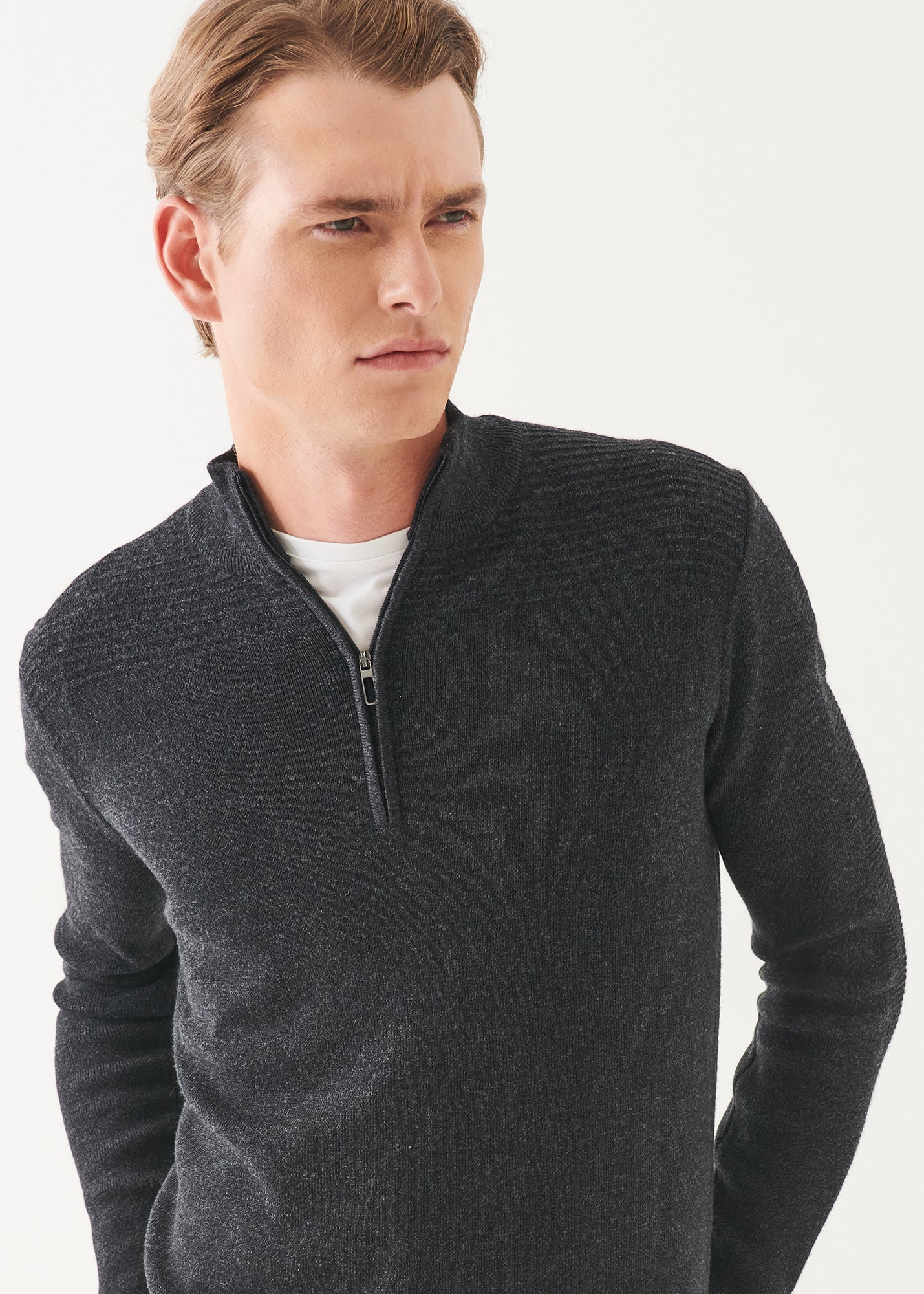 Merino Quarter Zip