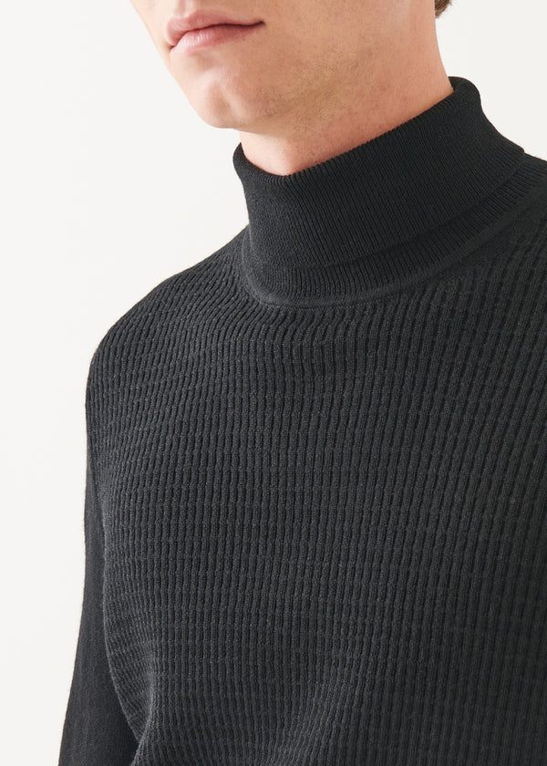 MERINO WAFFLE KNIT TURTLENECK