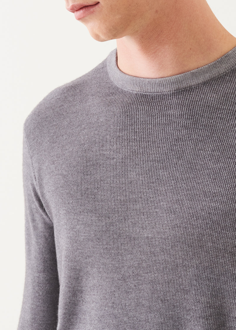 EXTRA-FINE MERINO SEED STITCH VINTAGE CREWNECK