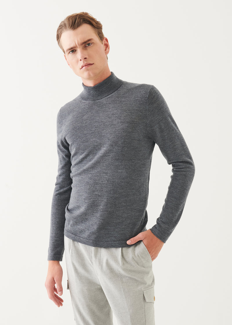 Extra-Fine Merino Turtleneck