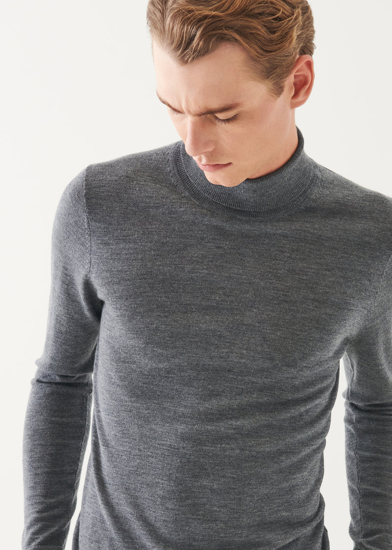 Extra-Fine Merino Turtleneck